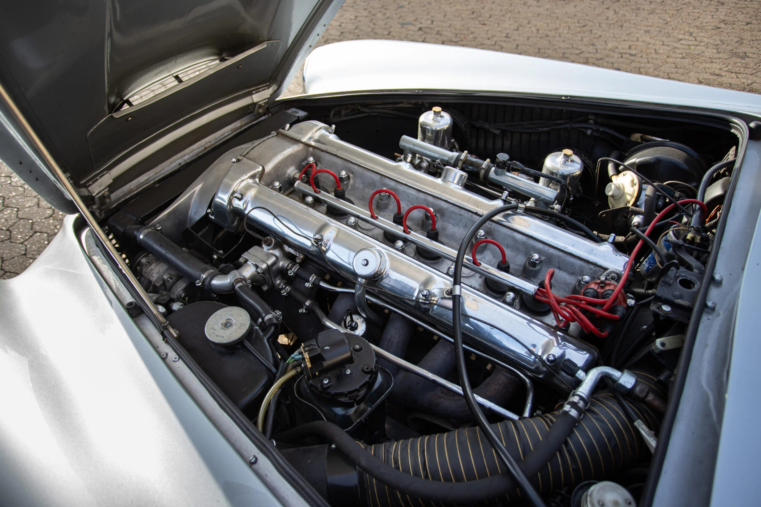 DB4 Series II Saloon 1960 38