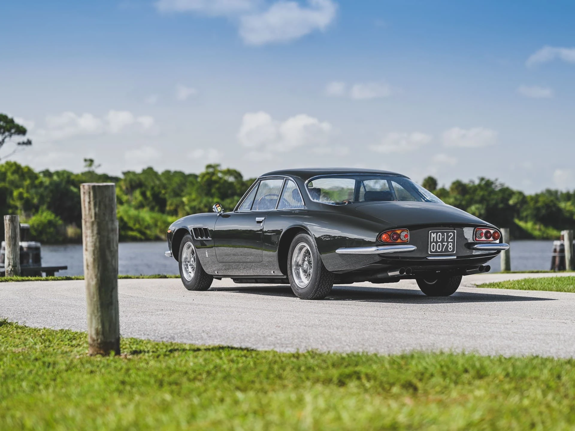 Ferrari 500 Superfast Pininfarina 1964 2