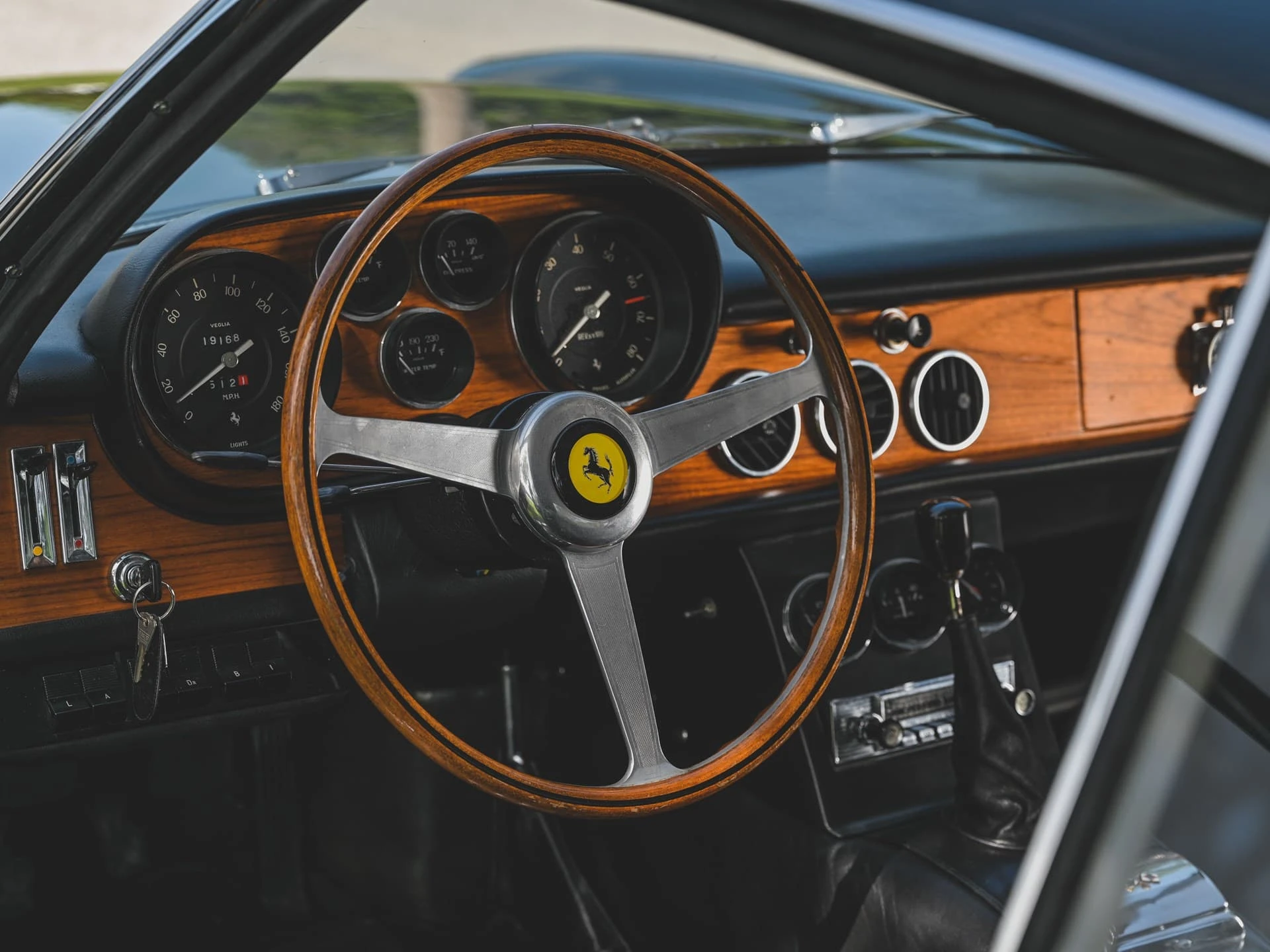 Ferrari 500 Superfast Pininfarina 1964 21