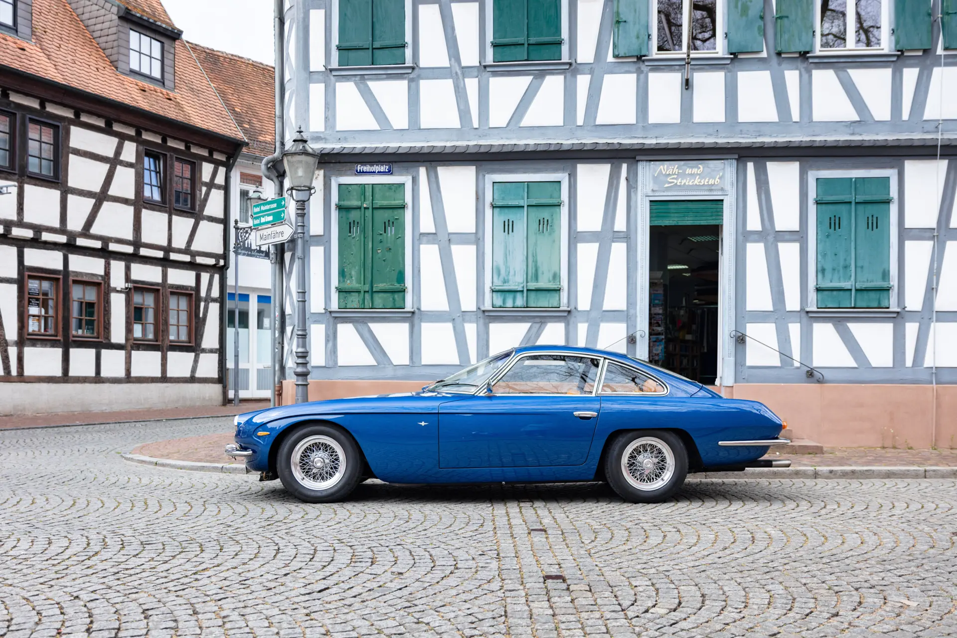 Lamborghini 400 GT 2+2 (Touring) - 1967 -04