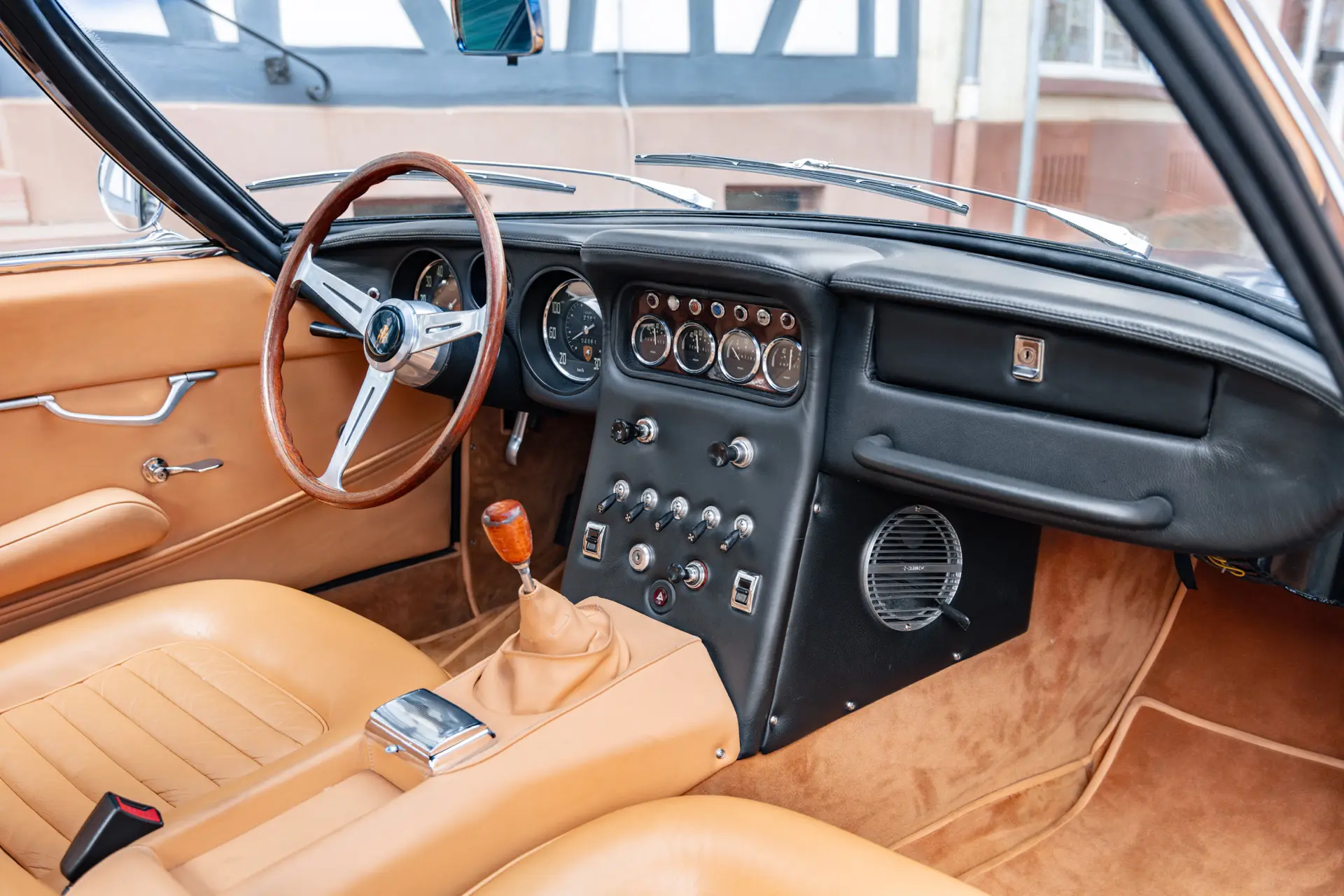 Lamborghini 400 GT 2+2 (Touring) - 1967 -08