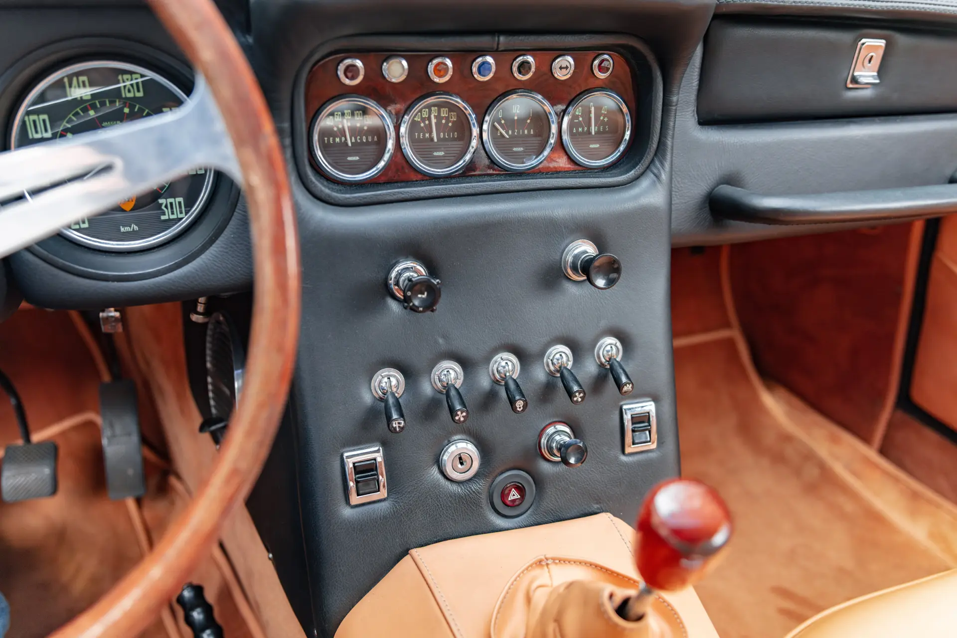 Lamborghini 400 GT 2+2 (Touring) - 1967 -13