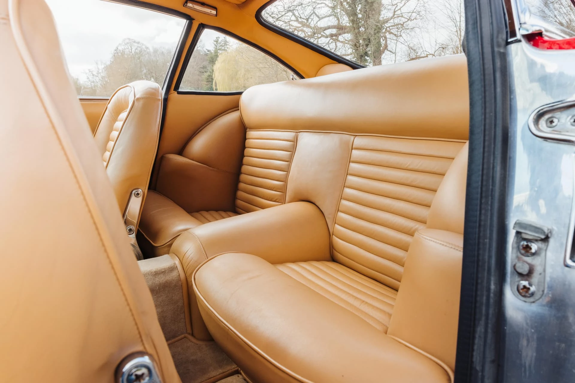 Lamborghini 400 GT 2+2 Touring 1968 7