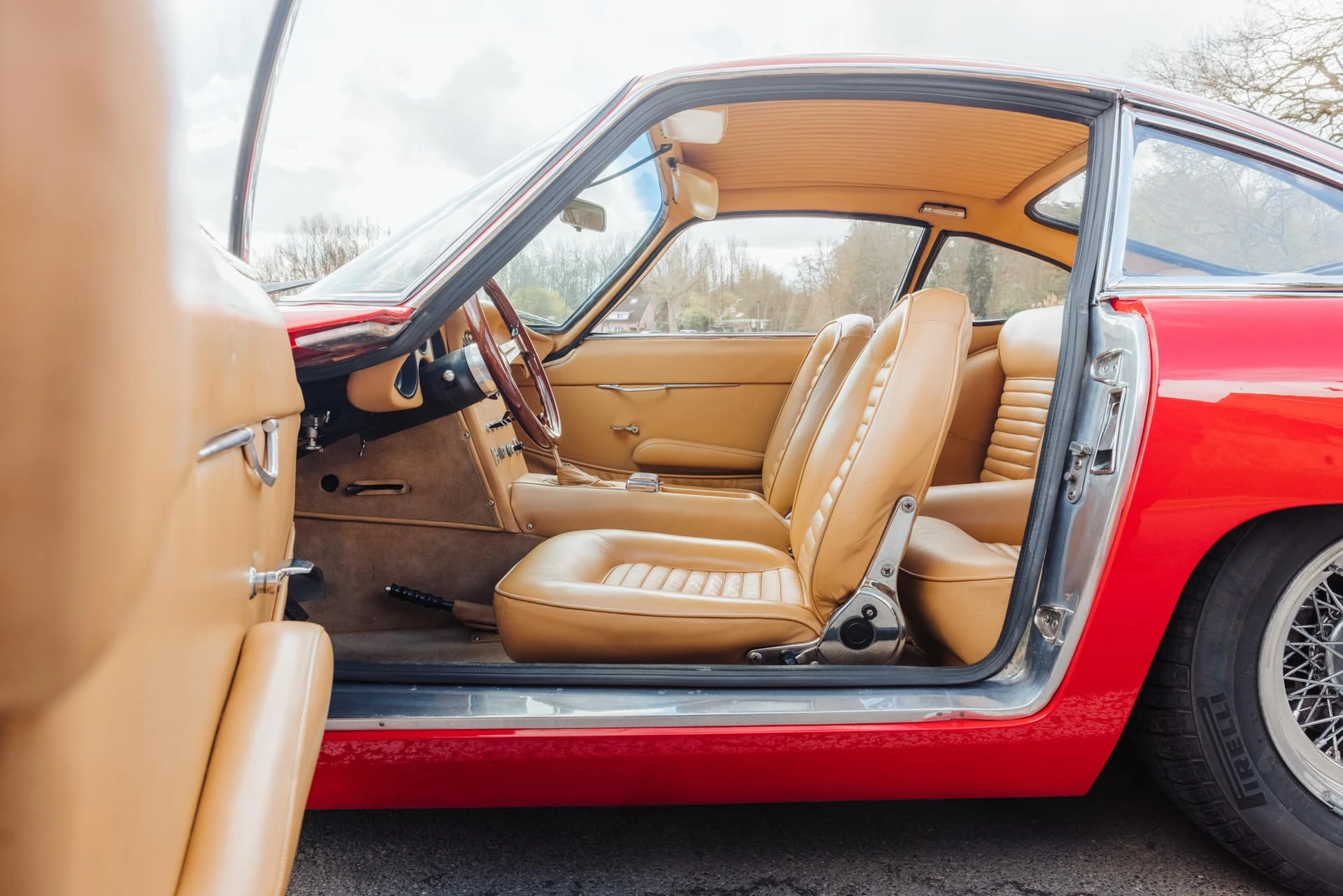 Lamborghini 400 GT 2+2 Touring 1968 8