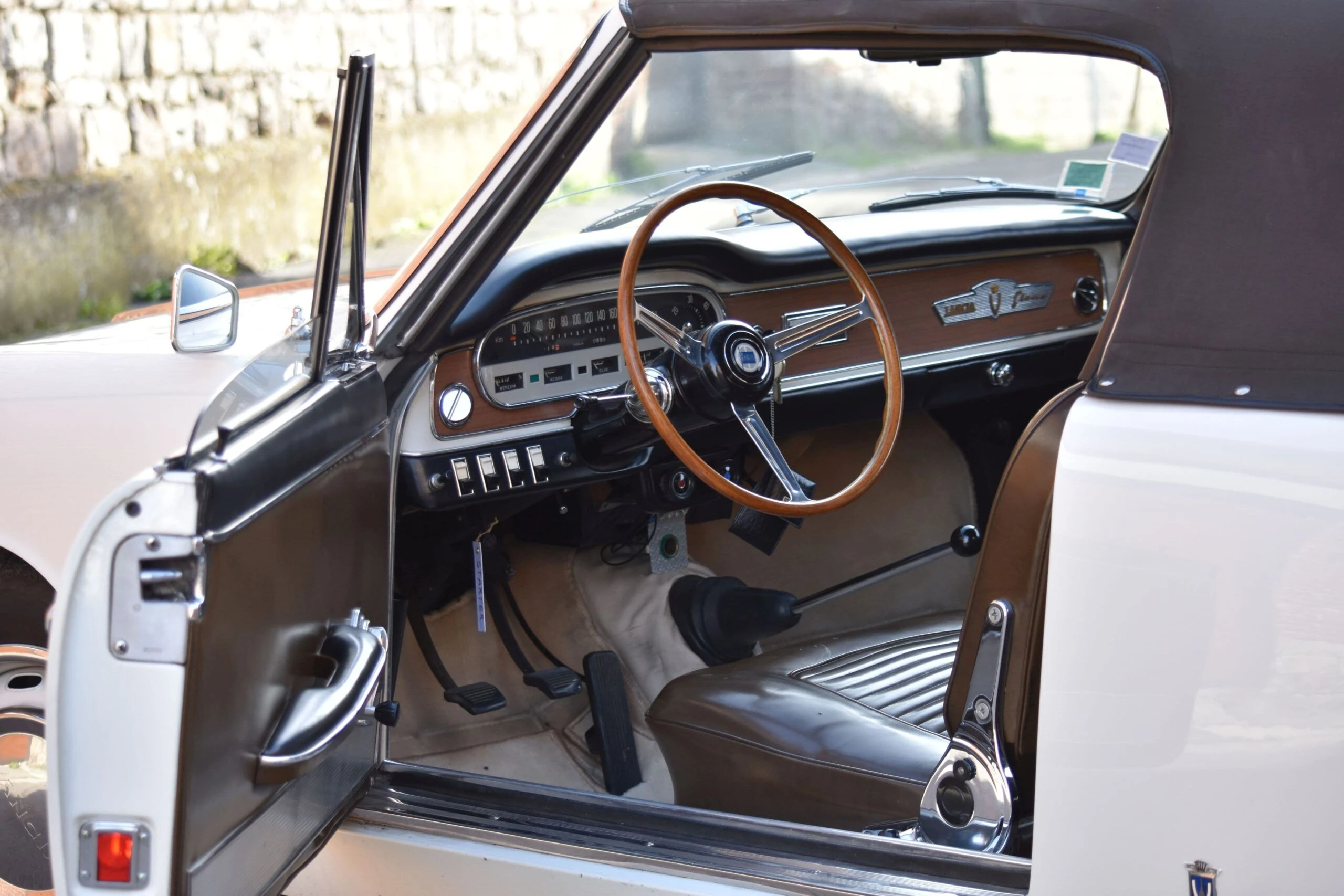 Lancia Flavia Convertible Vignale 1962 4