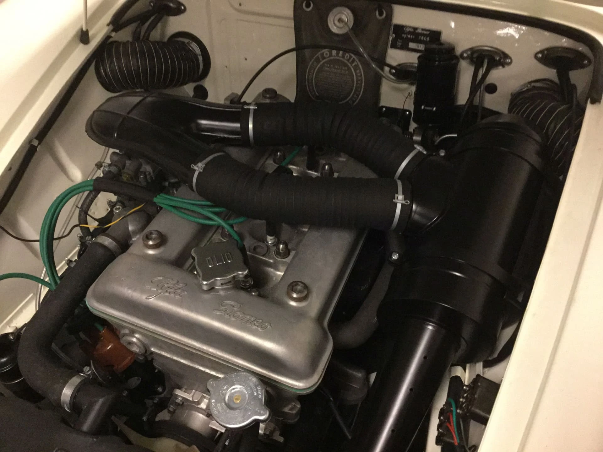 Alfa Romeo 1600 Giulia Spider Pininfarina 1964 13