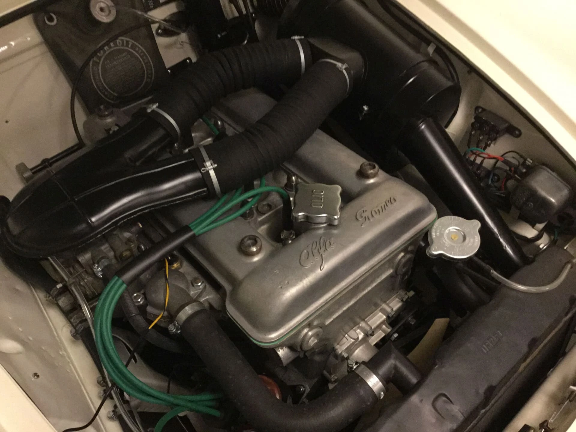 Alfa Romeo 1600 Giulia Spider Pininfarina 1964 14