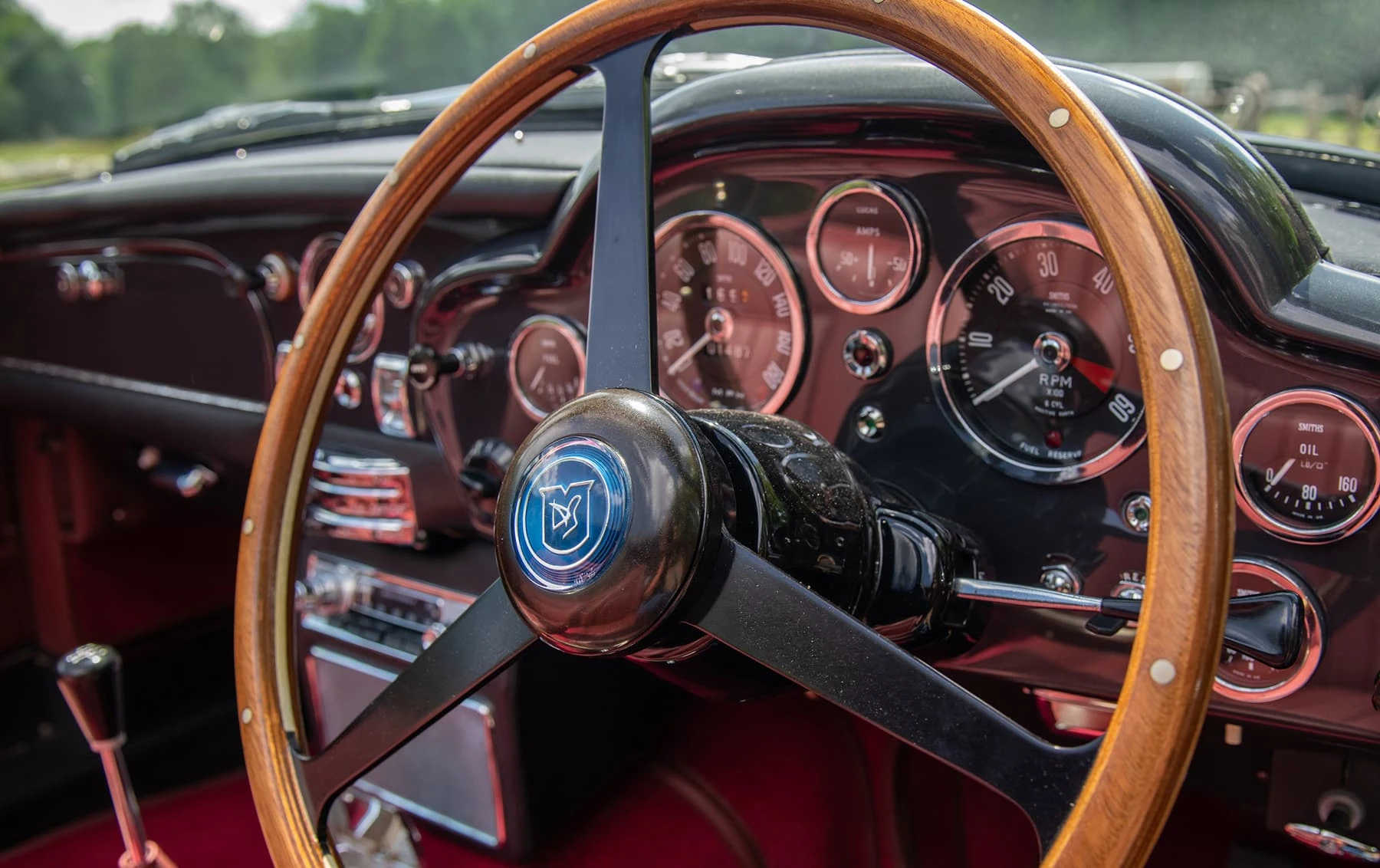 Aston Martin DB5 Convertible (Touring) - 1965 24