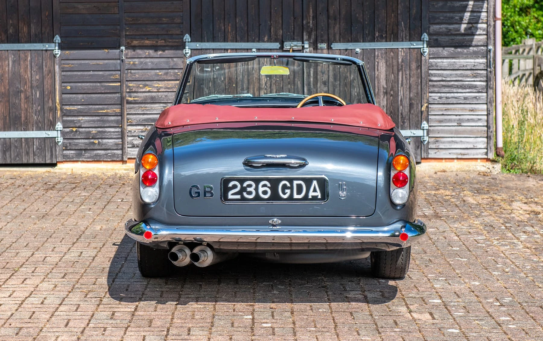 Aston Martin DB5 Convertible (Touring) - 1965 3