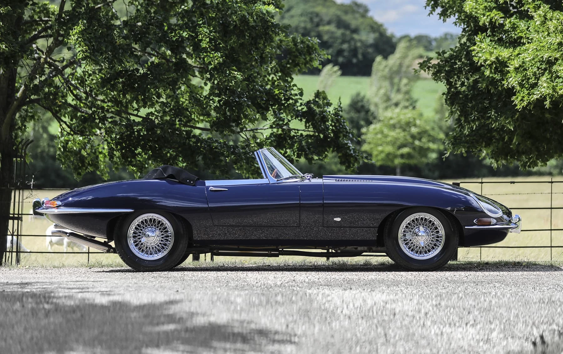 Jaguar E-Type Series I 3.8-Litre Roadster (1961) 2