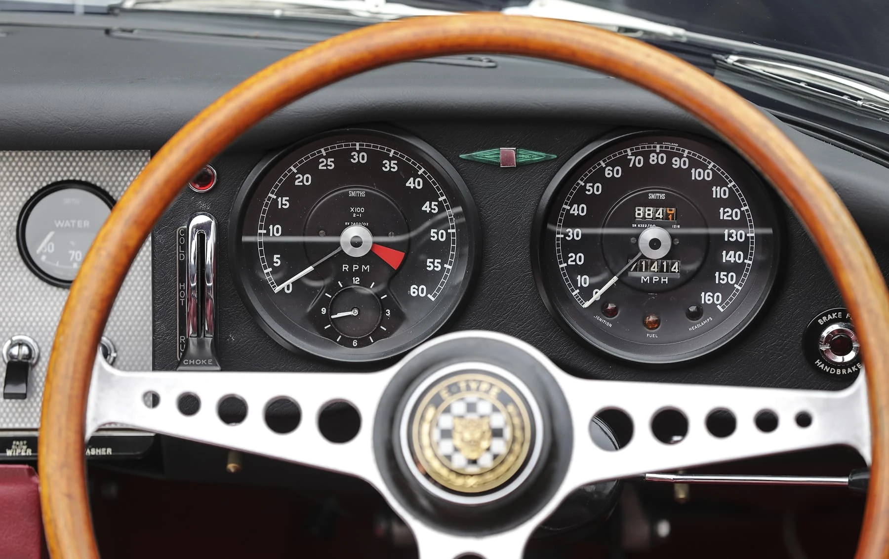 Jaguar E-Type Series I 3.8-Litre Roadster (1961) 31