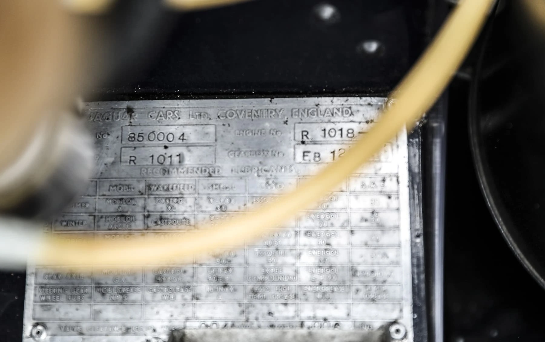 Jaguar E-Type Series I 3.8-Litre Roadster (1961) 35