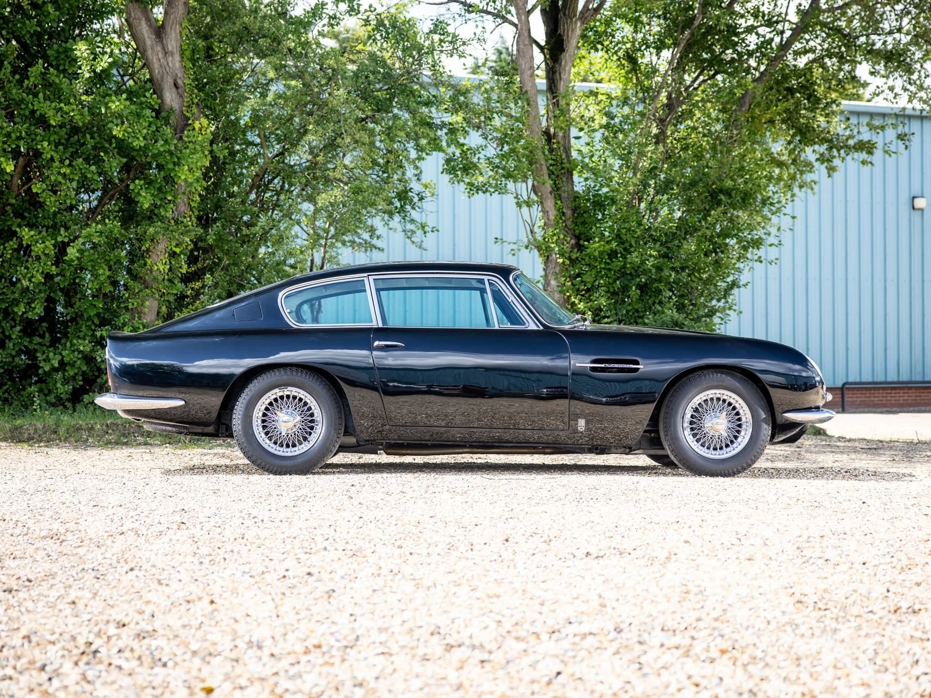 Aston Martin DB6 Vantage 1966 5