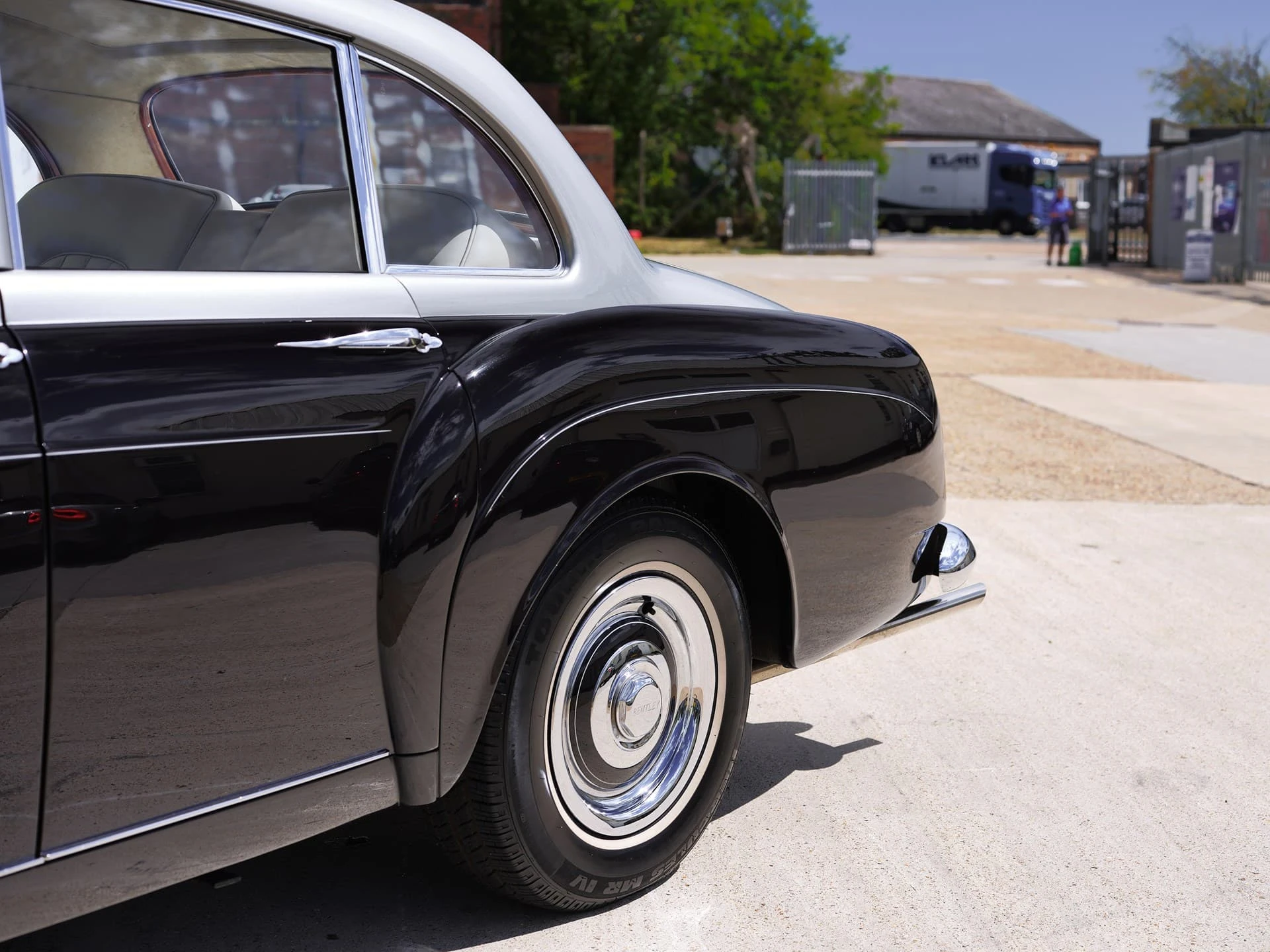 Bentley S1 Continental 'Flying Spur' Sports Saloon (H.J. Mulliner) - 1957 29