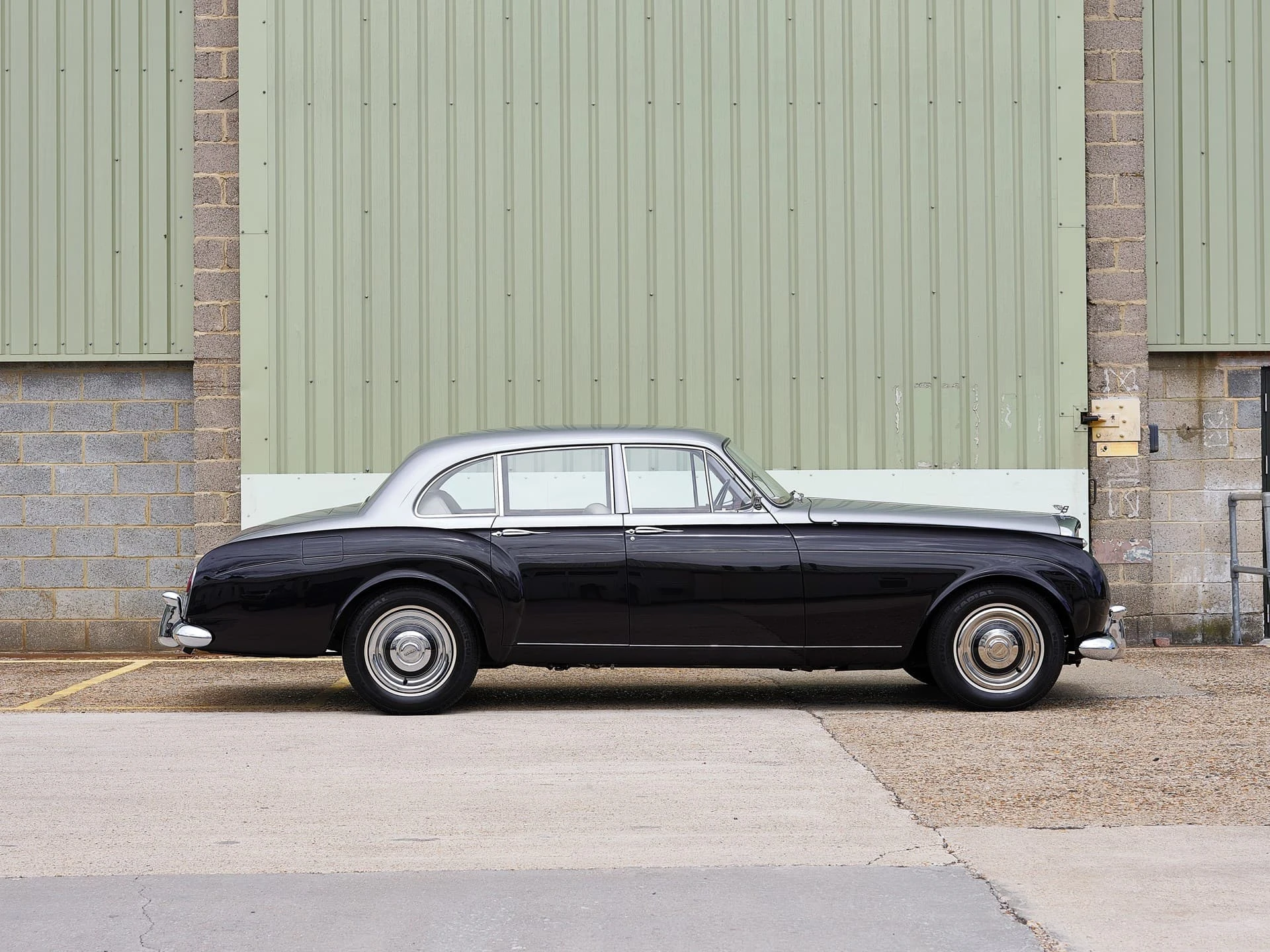 Bentley S1 Continental 'Flying Spur' Sports Saloon (H.J. Mulliner) - 1957 5