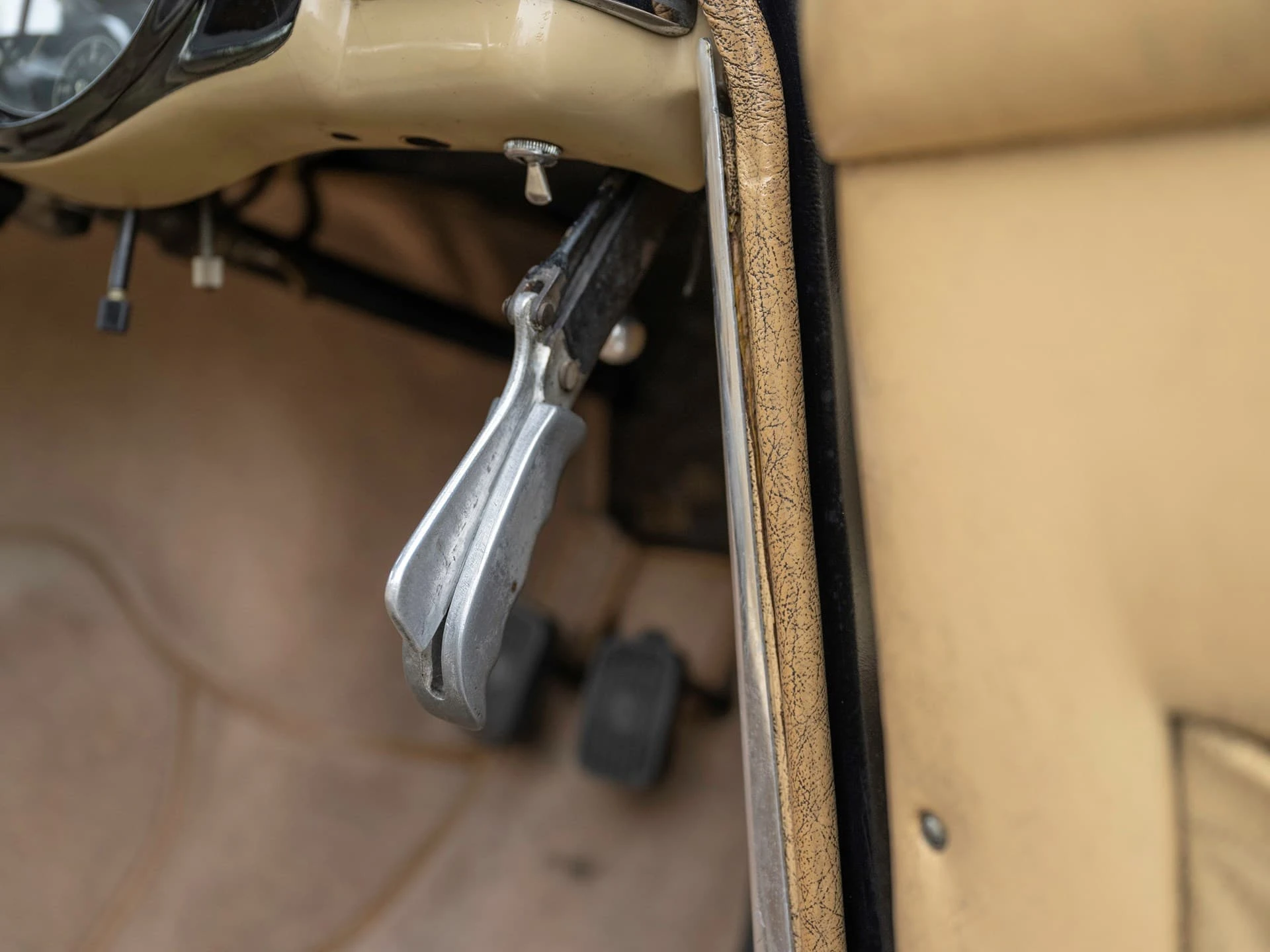 Ferrari 212 Inter 'Supergioiello' Coupé (Ghia) - 1951 16