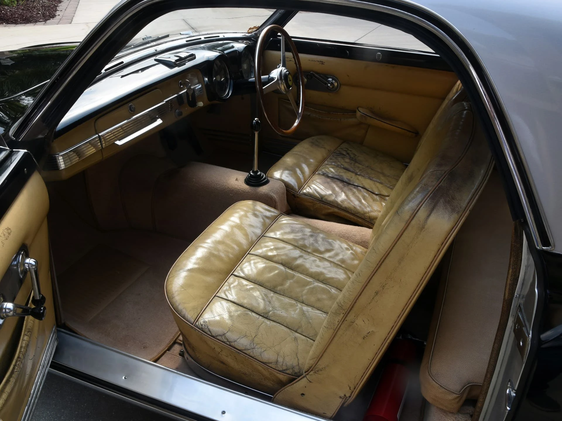 Ferrari 212 Inter 'Supergioiello' Coupé (Ghia) - 1951 50