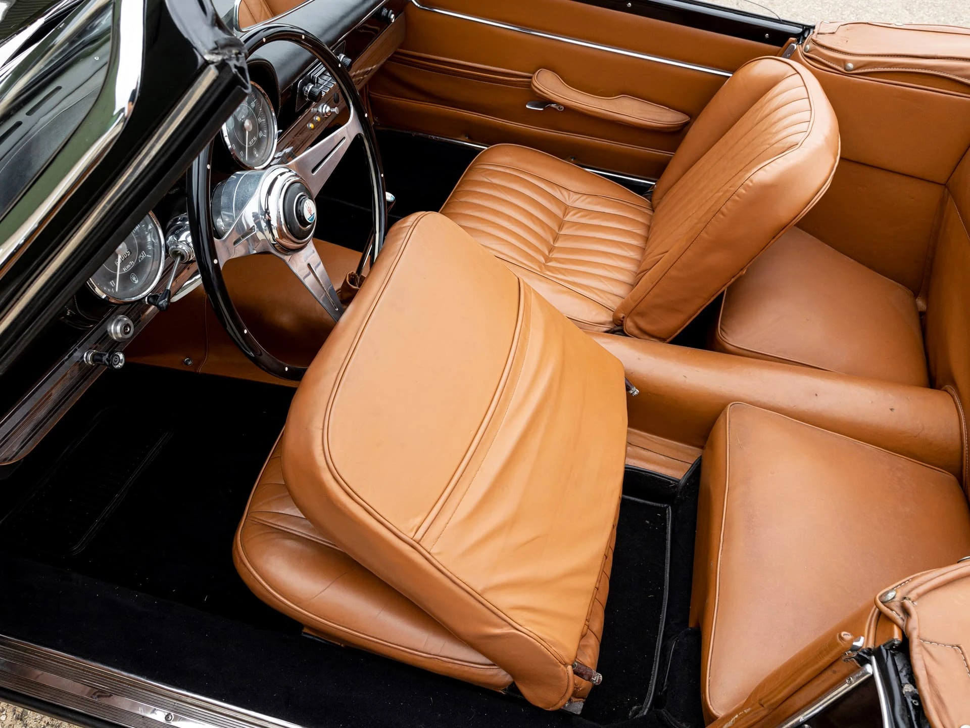 Maserati 3500 GT Spyder 'Pre-Production' (Vignale) - 1960 18