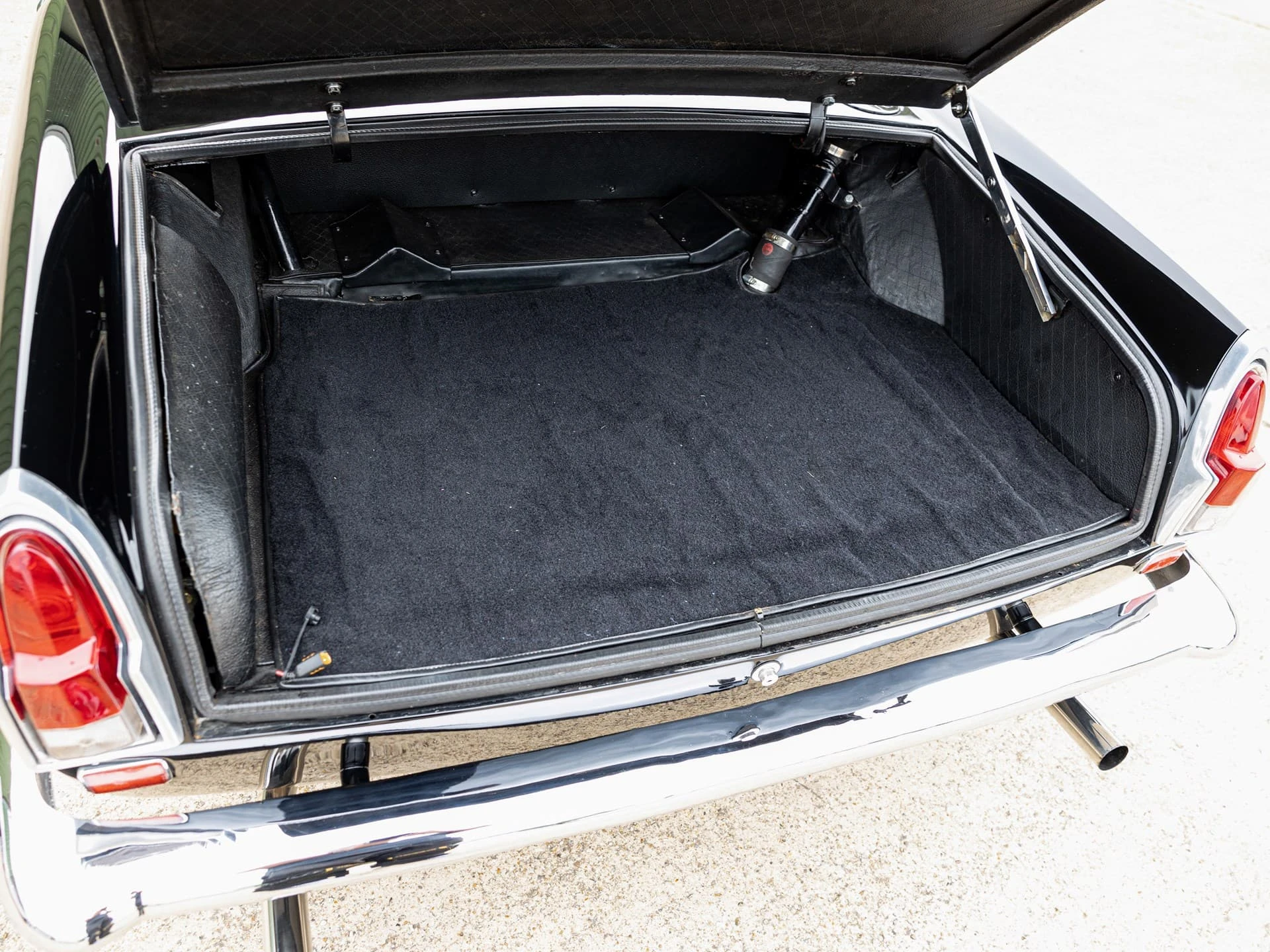 Maserati 3500 GT Spyder 'Pre-Production' (Vignale) - 1960 34