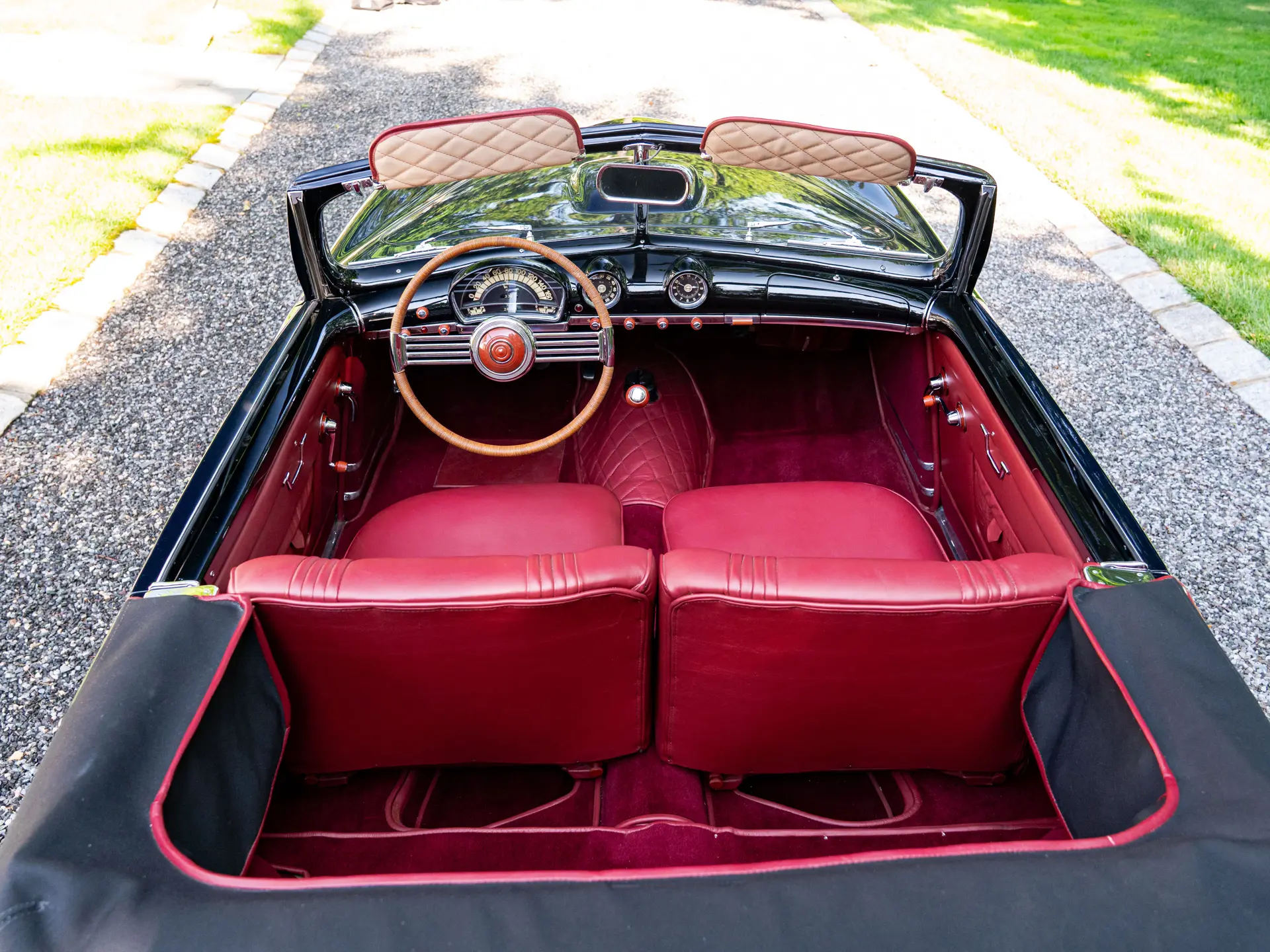 Simca-Abarth 8 Sport Cabriolet (Stabilimenti Farina - Facel Metallon) - 1951-04