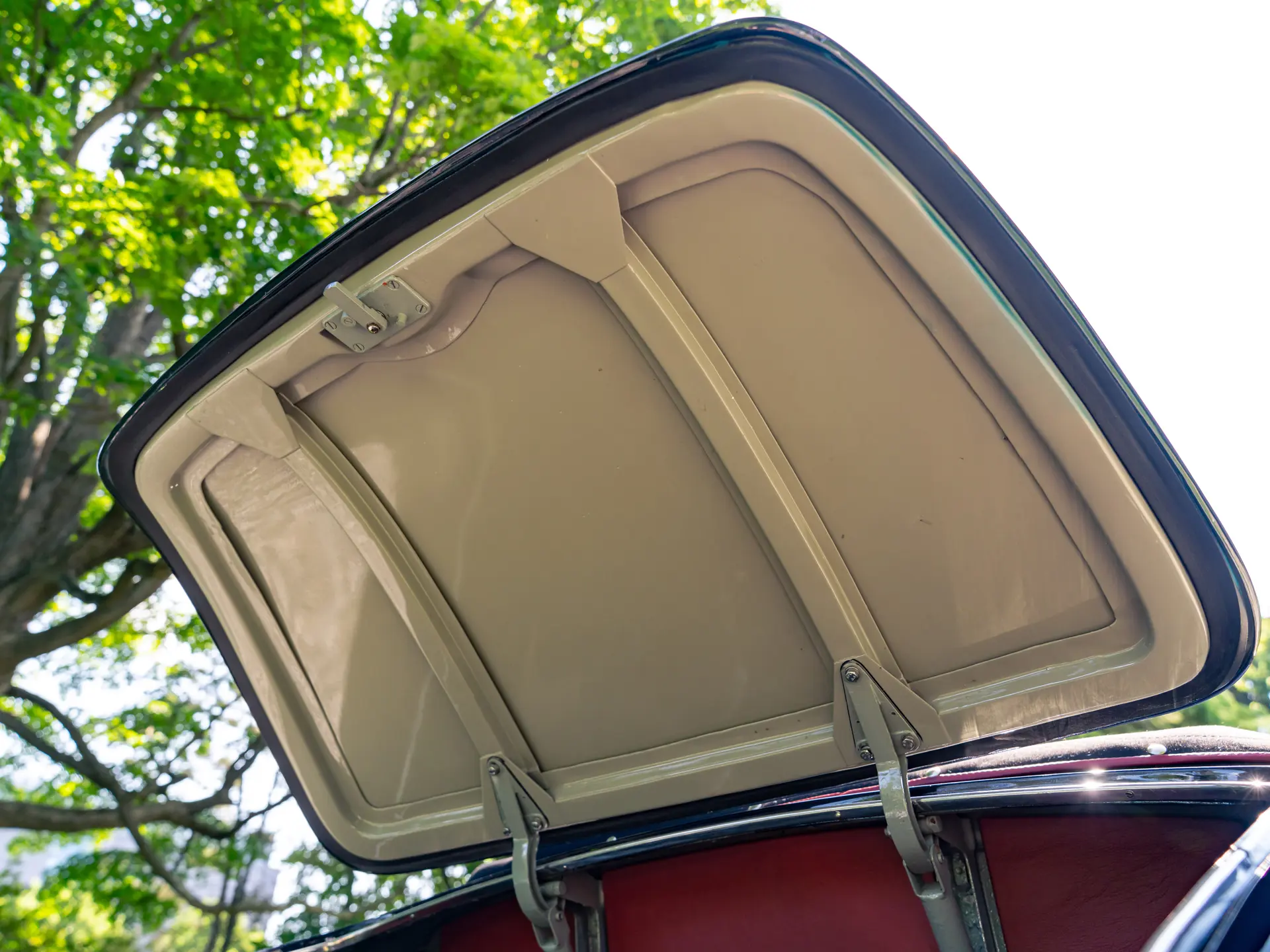 Simca-Abarth 8 Sport Cabriolet (Stabilimenti Farina - Facel Metallon) - 1951-54