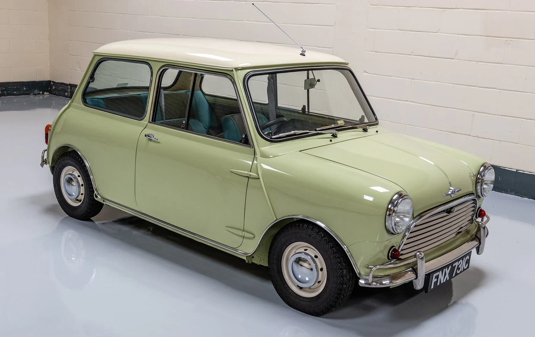 Morris Mini Cooper S - 1965 13