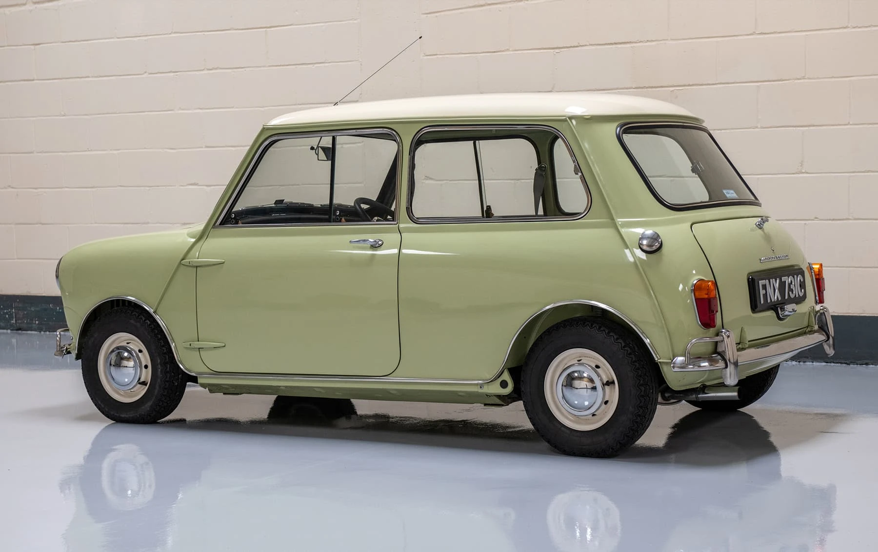 Morris Mini Cooper S - 1965 8