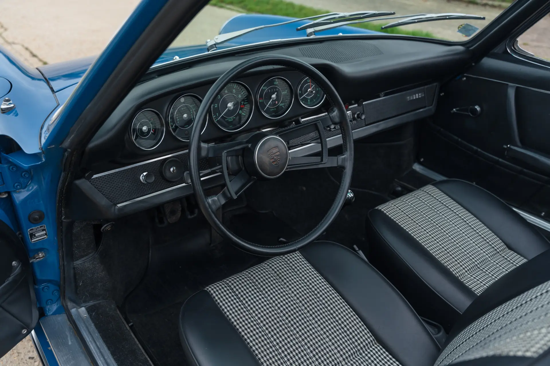 Porsche 911 2.0 S Targa Soft-Window - 1967-04