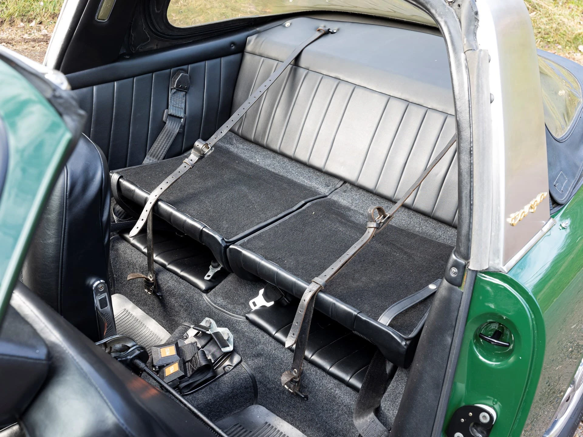 Porsche 911S Soft-Window Targa - 1967 17