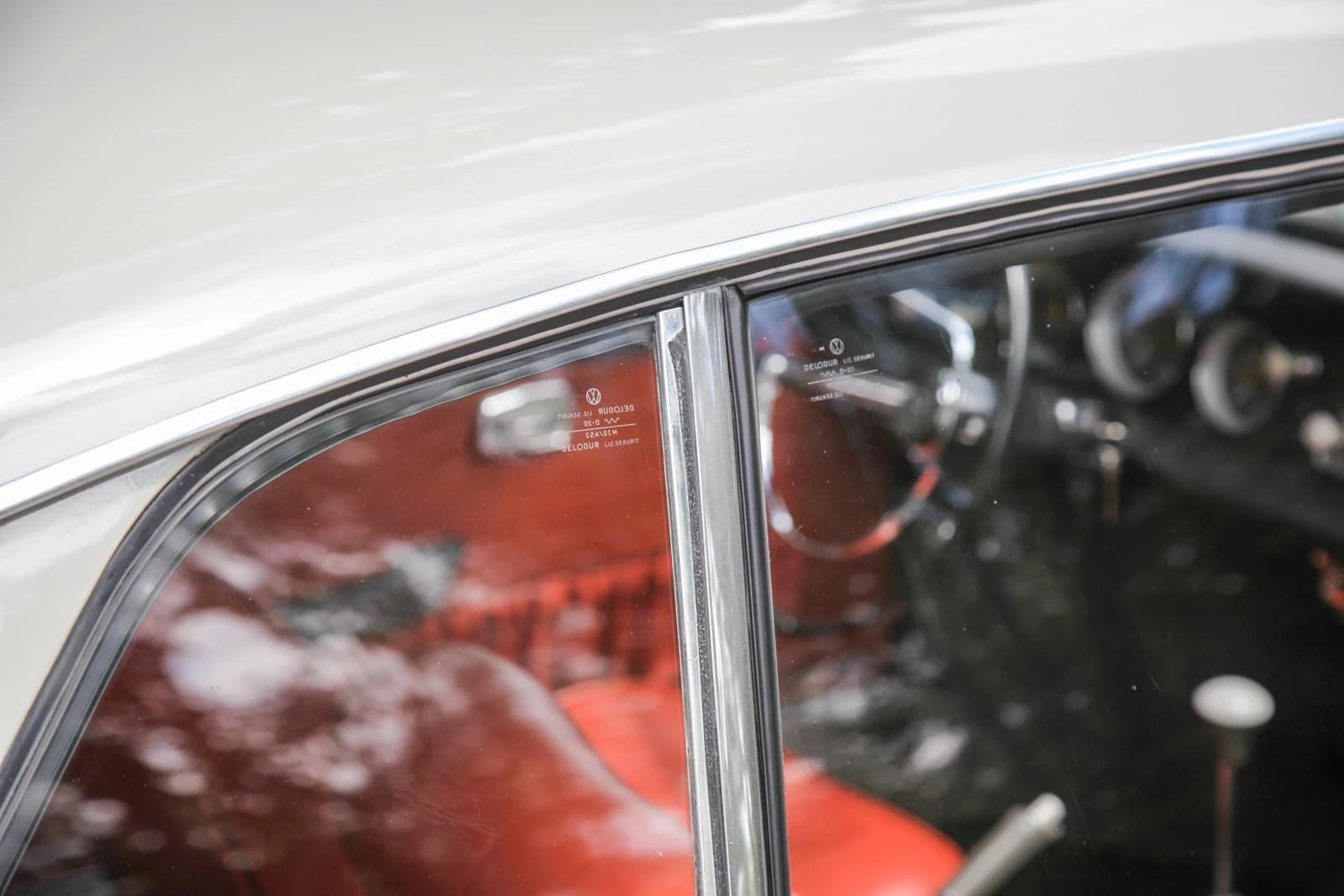 Volkswagen Type 34 Karmann Ghia 1965 048