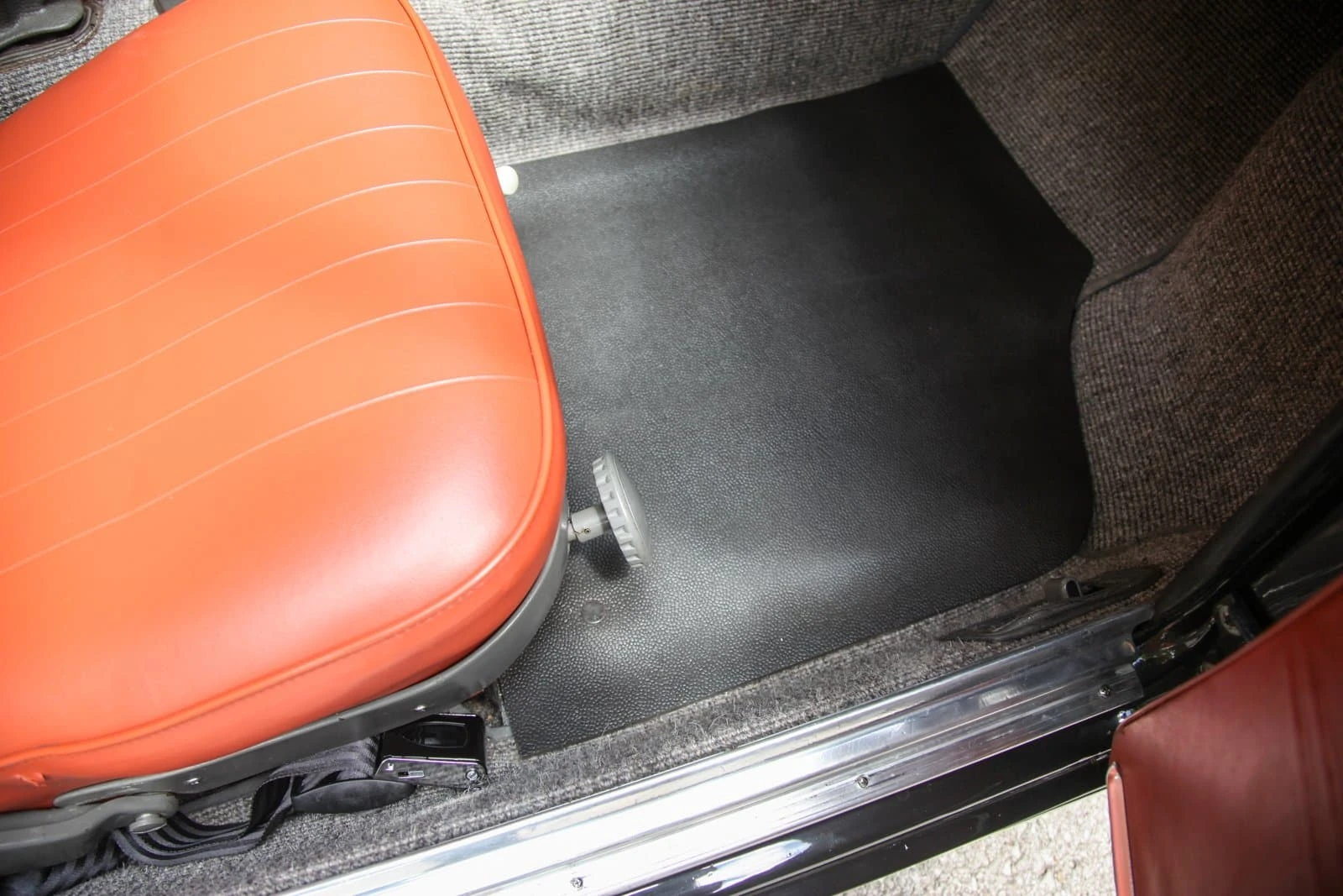 Volkswagen Type 34 Karmann Ghia 1965 113