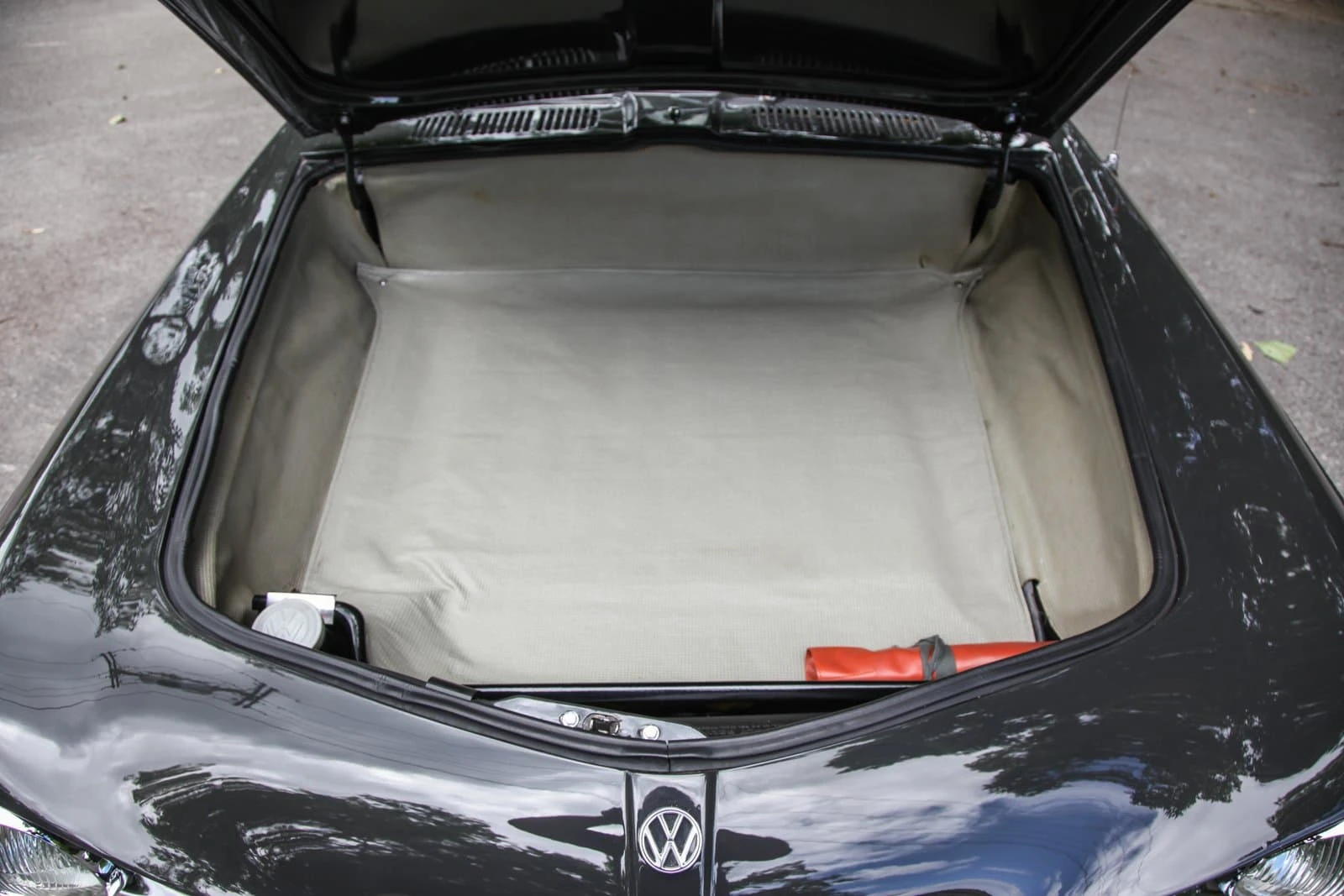 Volkswagen Type 34 Karmann Ghia 1965 129