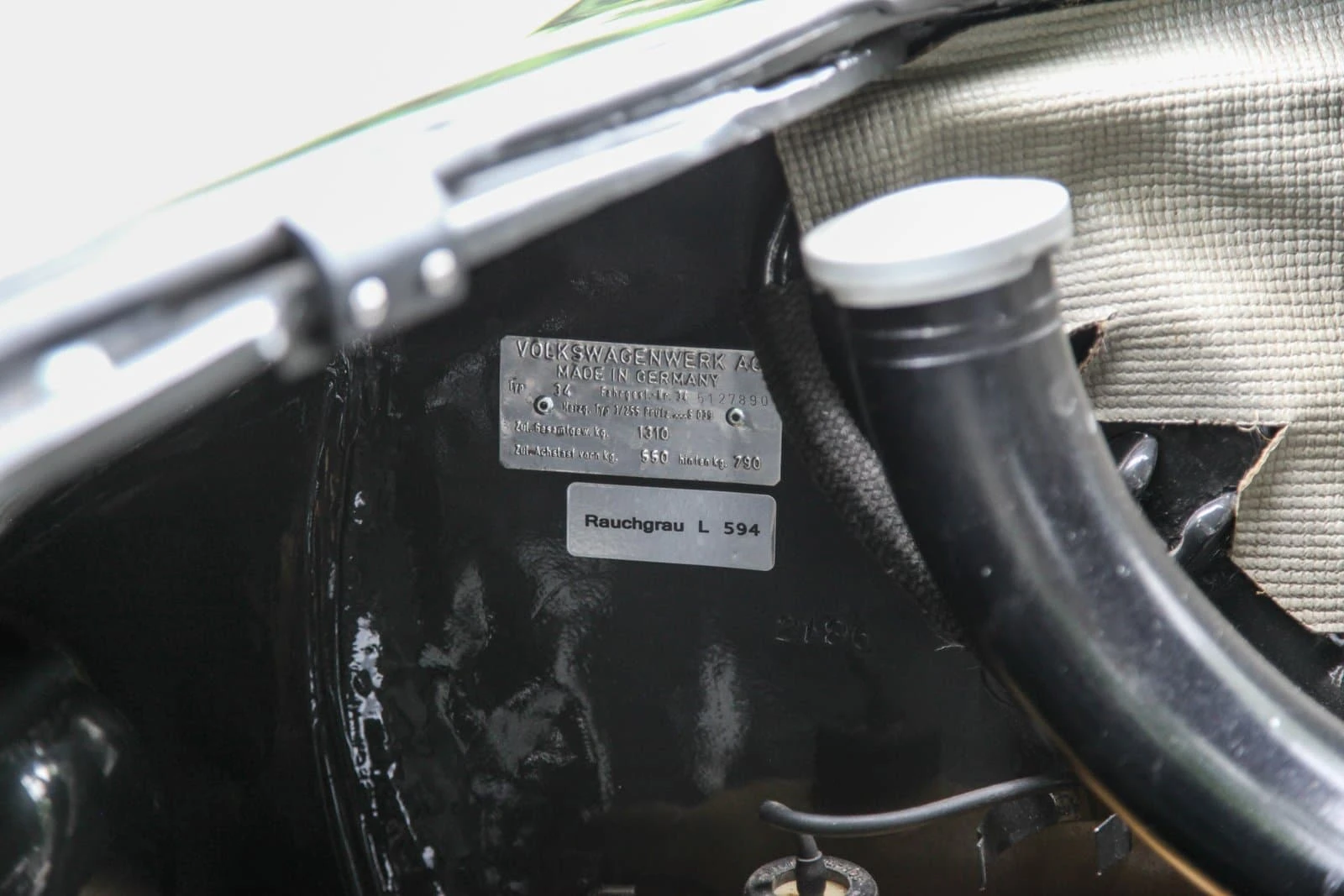 Volkswagen Type 34 Karmann Ghia 1965 140