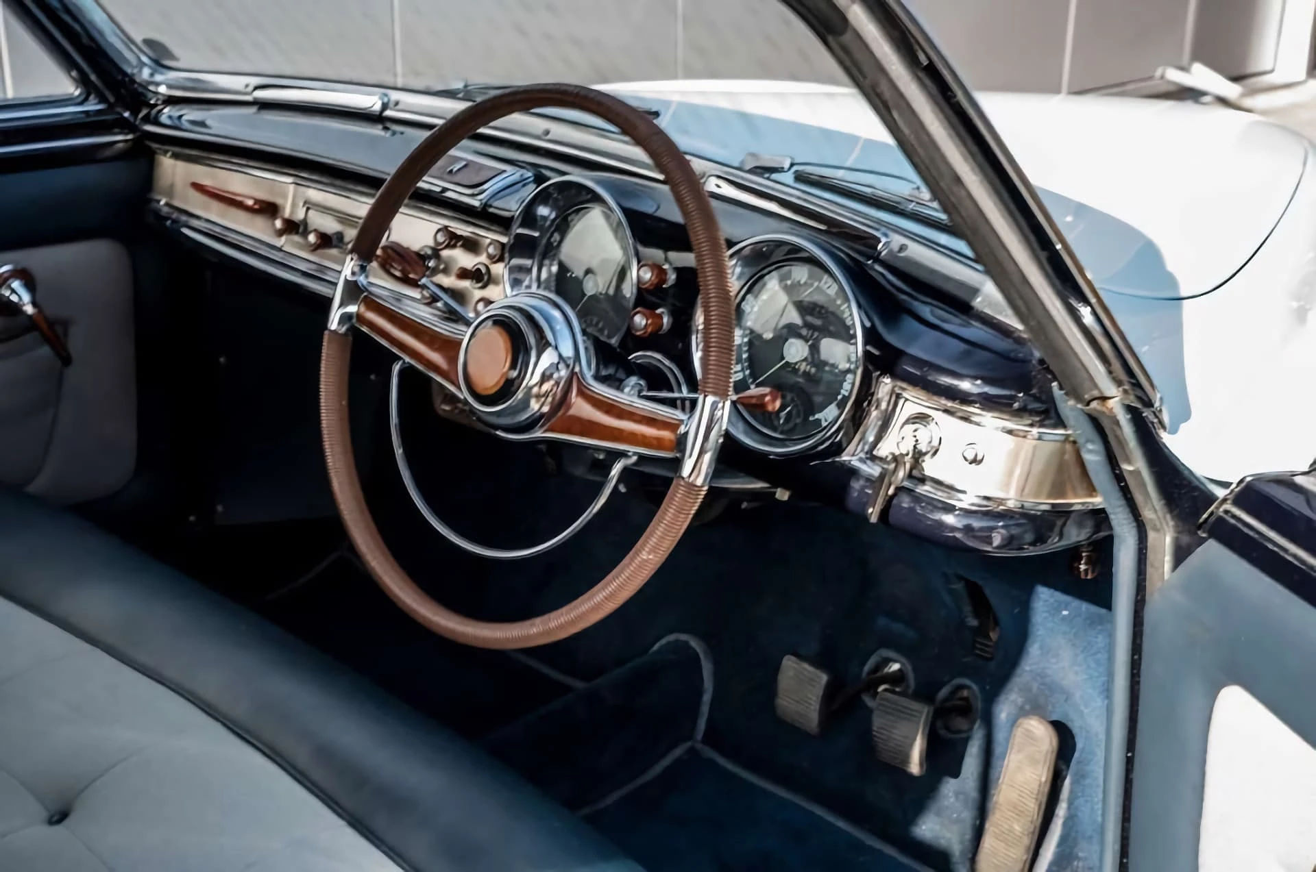 Lancia Aurelia B53 coupé (Allemano) - 1952 13