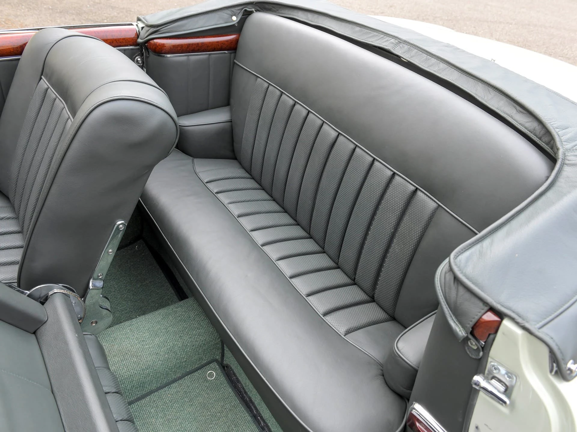 Mercedes-Benz 220 S Cabriolet - 1957 21