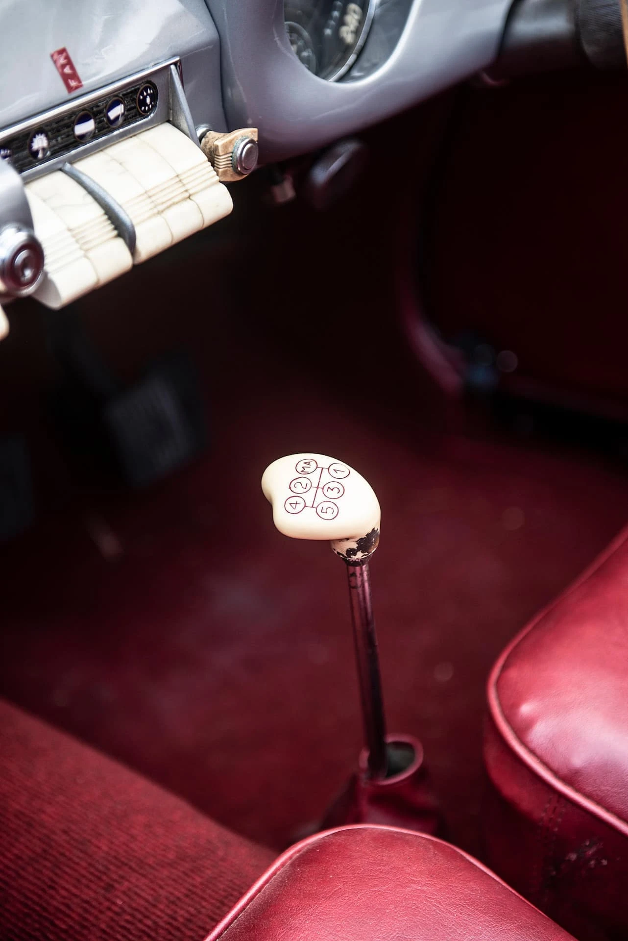 Pegaso Z-102 2.8-Litre Cabriolet - 1952 13