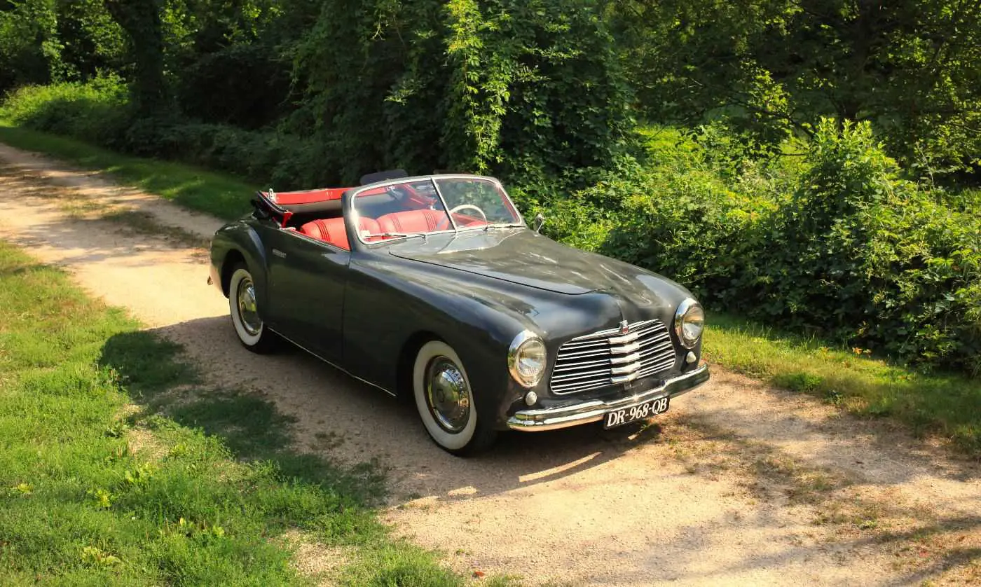 Simca 8 Sport Cabriolet (Pinin Farina) - 1951- 62