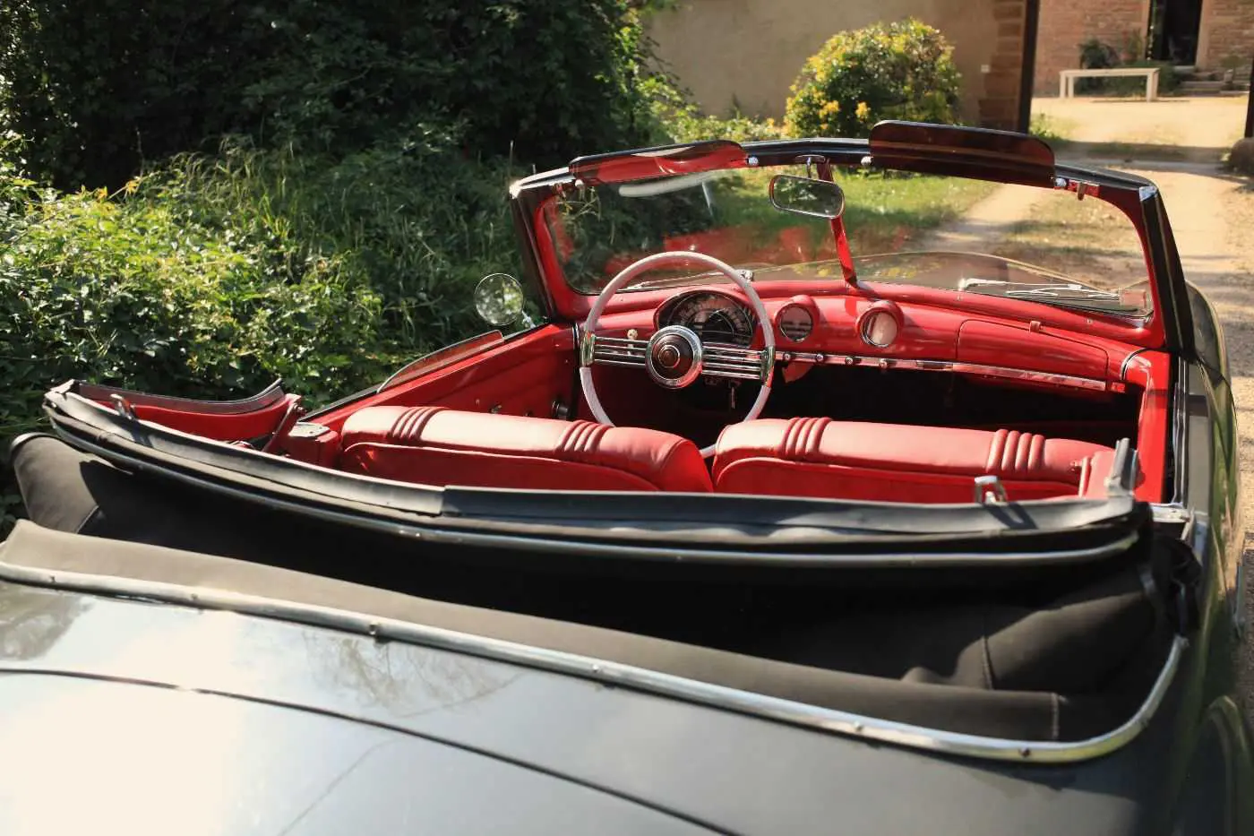 Simca 8 Sport Cabriolet (Pinin Farina) - 1951- 66