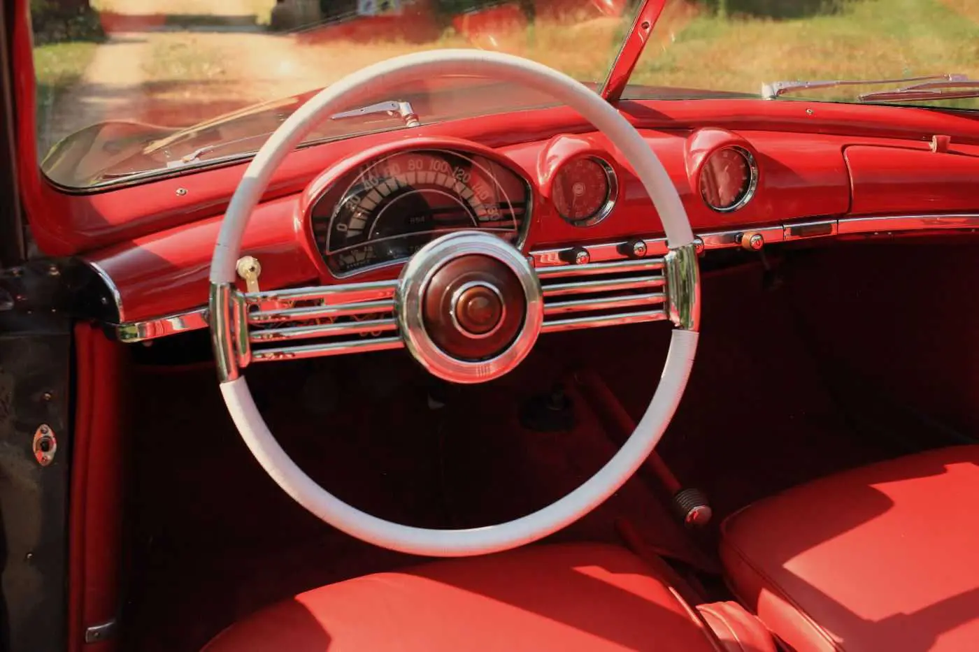 Simca 8 Sport Cabriolet (Pinin Farina) - 1951- 69