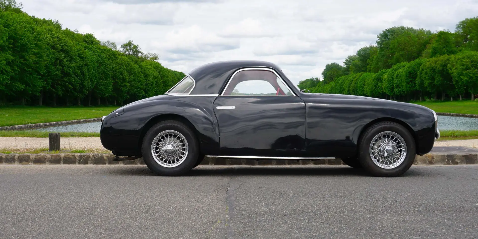 Simca 8 Sport Coupé (Facel Metallon) - 1950 -banner