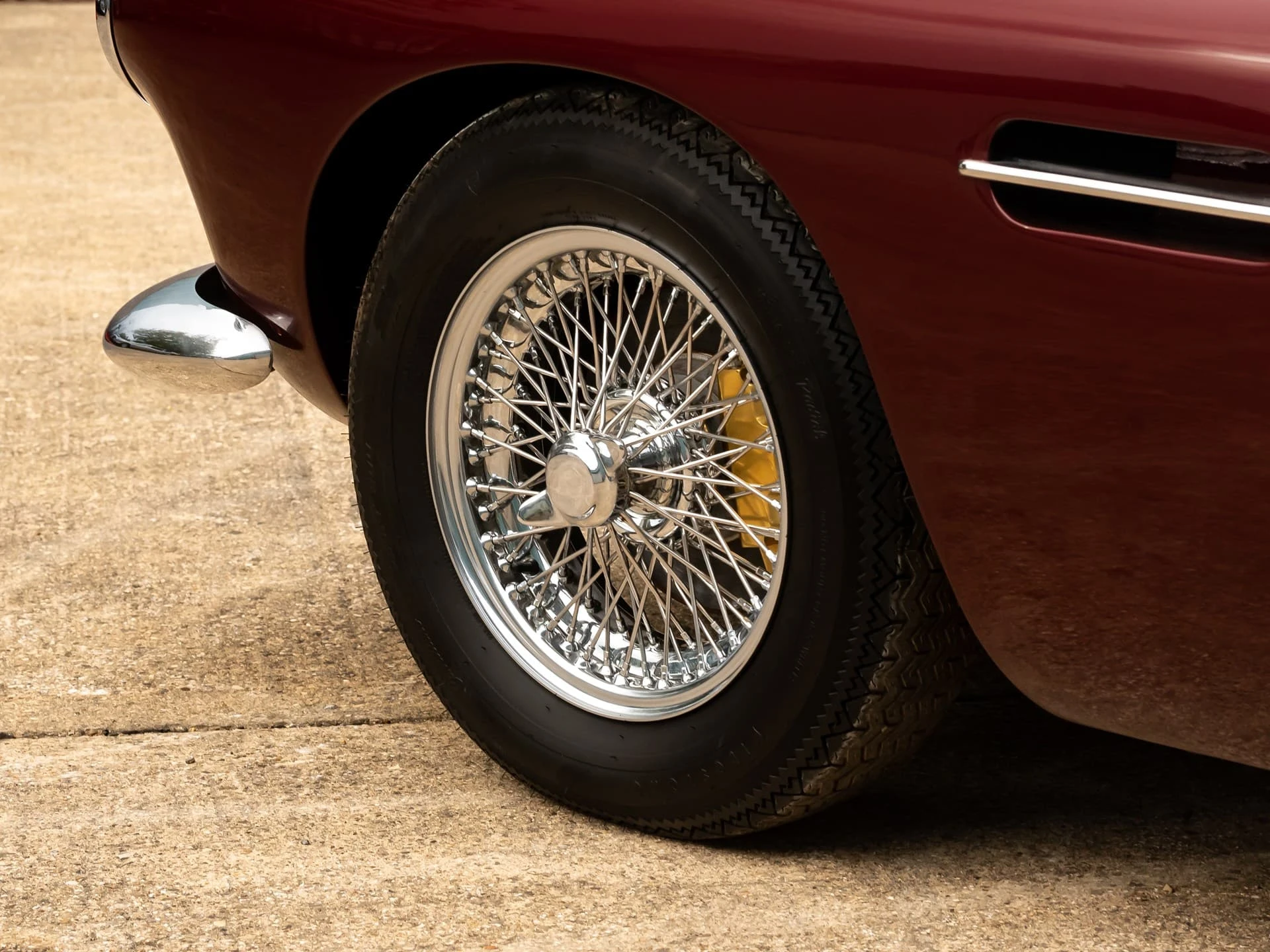 Aston Martin DB4 'Special Series Engine' Series IV (Touring) - 1962 1b