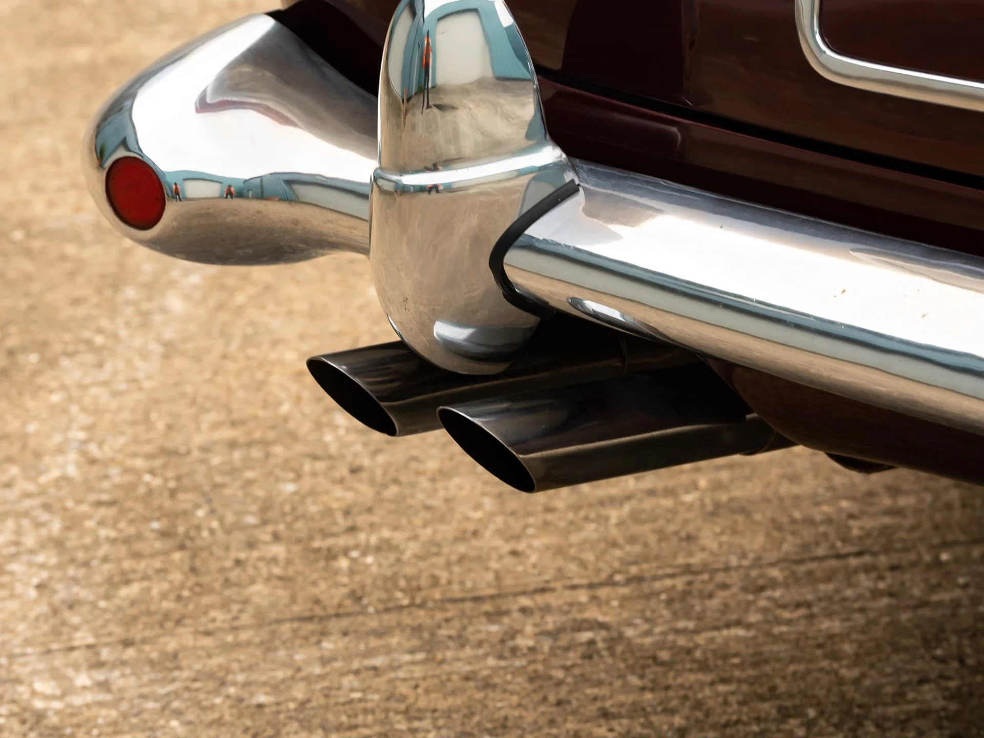 Aston Martin DB4 'Special Series Engine' Series IV (Touring) - 1962 2c