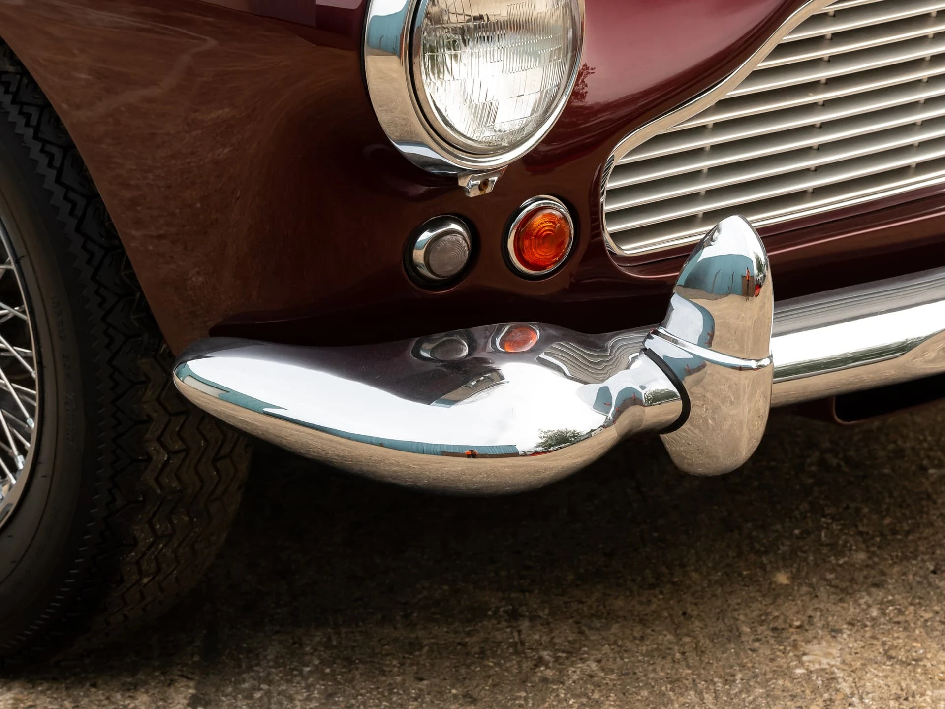 Aston Martin DB4 'Special Series Engine' Series IV (Touring) - 1962 8c