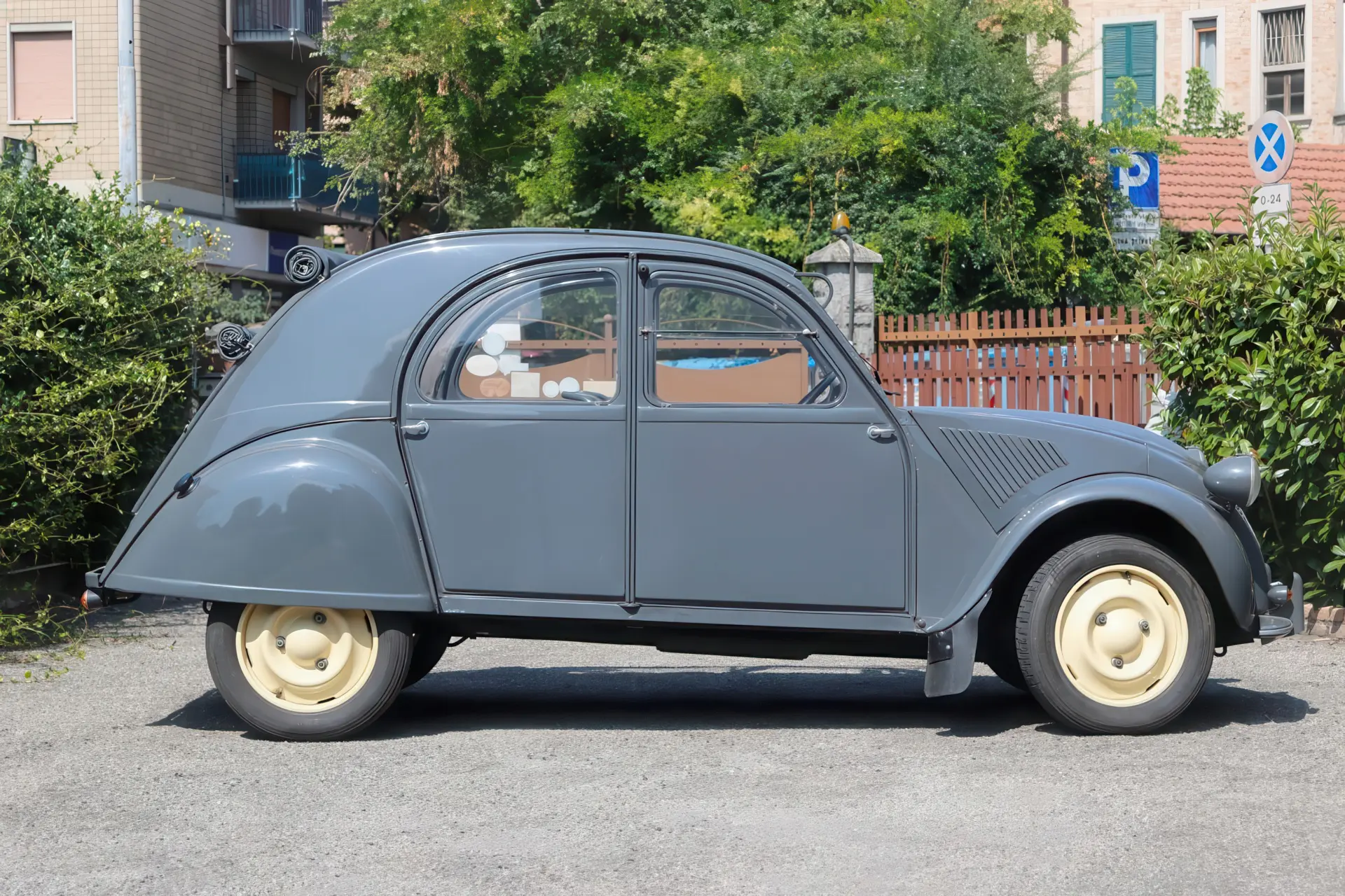 Citroën 2 CV - 1951-02