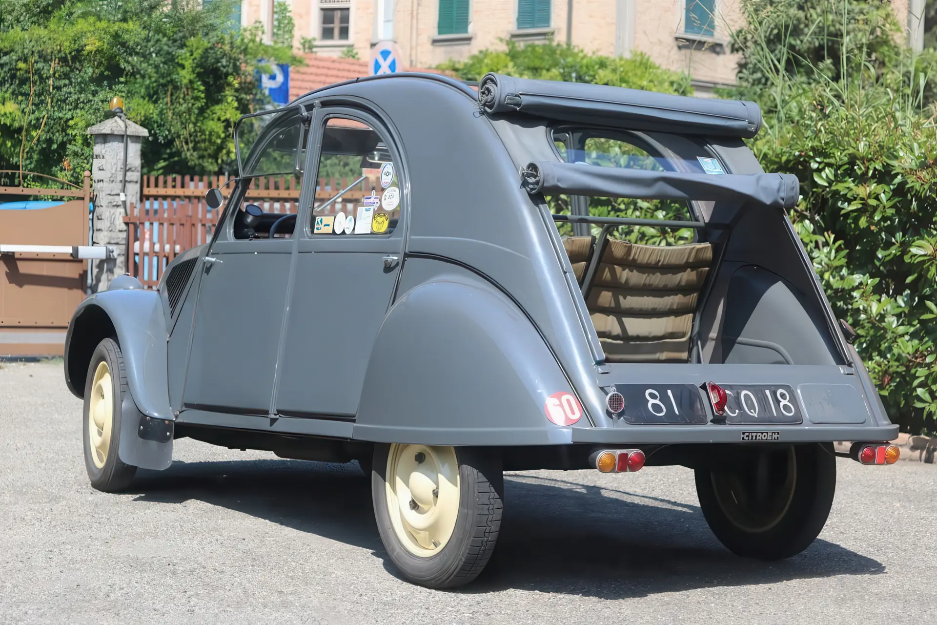 Citroën 2 CV - 1951-06