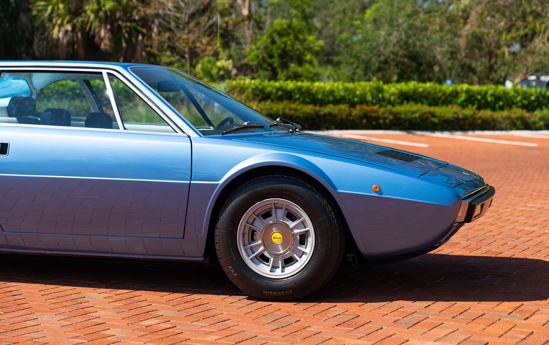 Ferrari Dino 308 GT4 Bertone - 1973 18