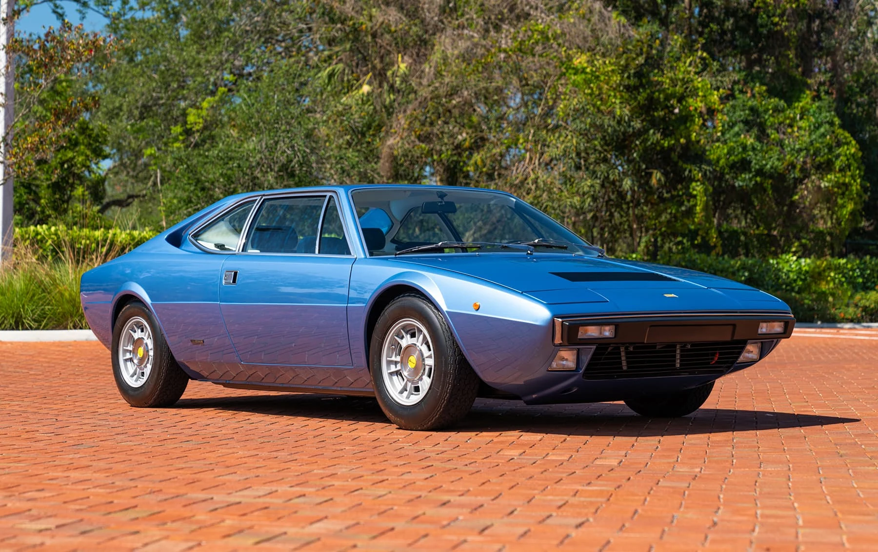 Ferrari Dino 308 GT4 Bertone - 1973 2