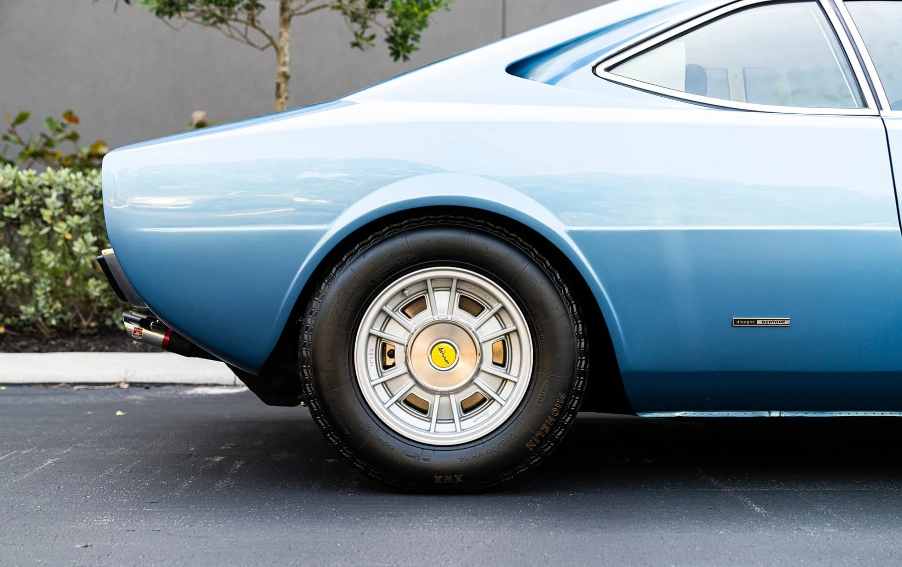 Ferrari Dino 308 GT4 Bertone - 1973 22