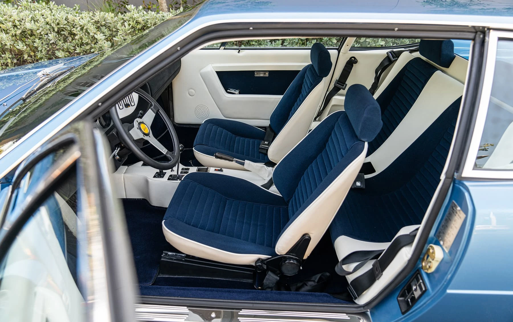 Ferrari Dino 308 GT4 Bertone - 1973 33