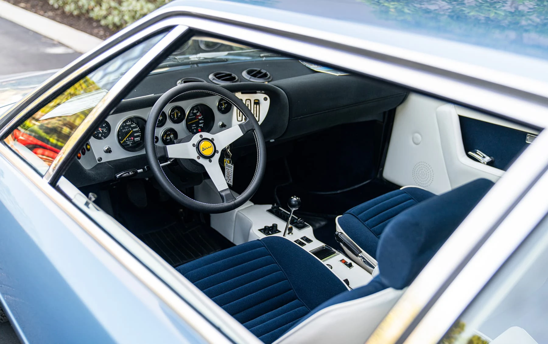 Ferrari Dino 308 GT4 Bertone - 1973 35